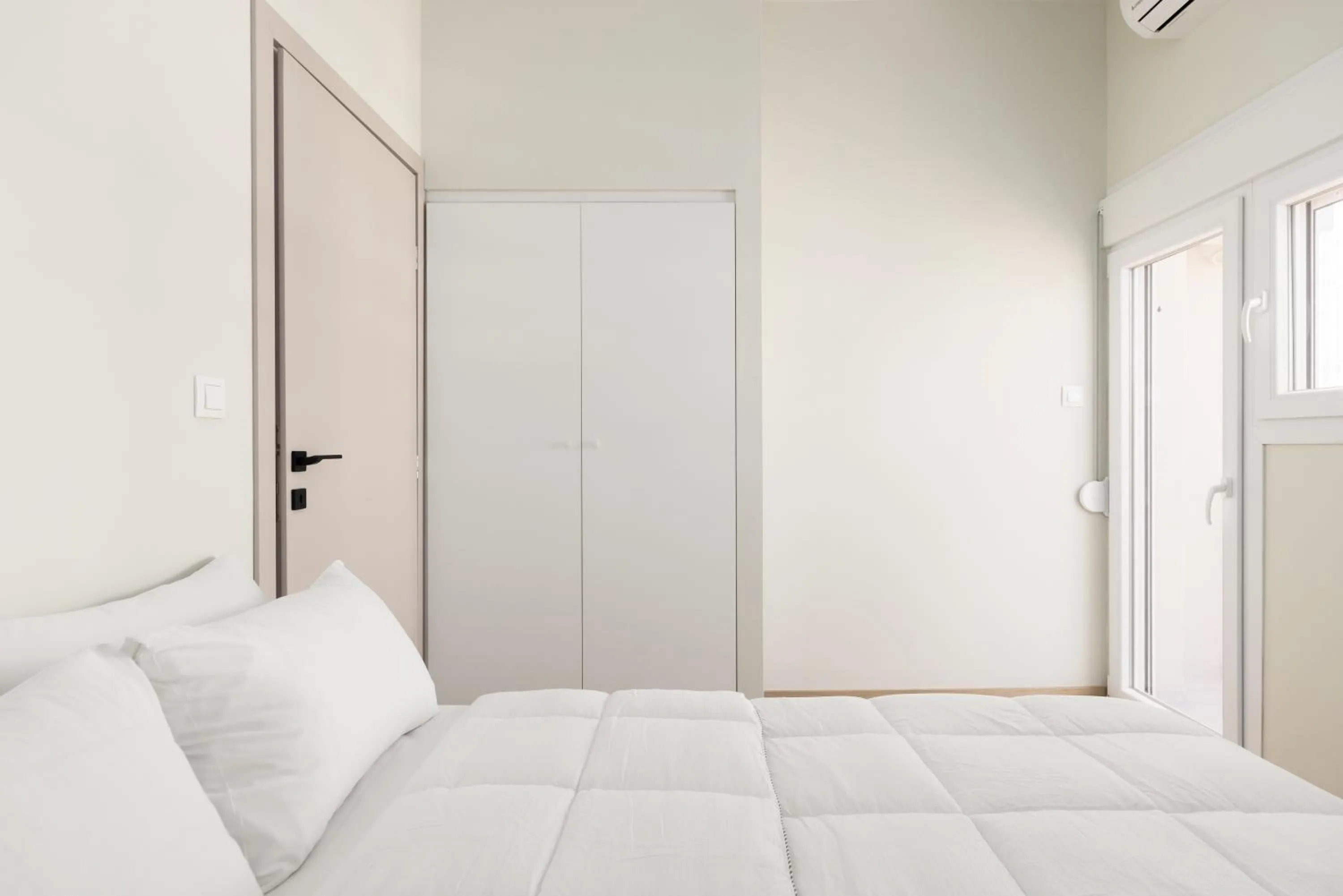 Bed in Celine Volos by halu! Cozy apartments in the center