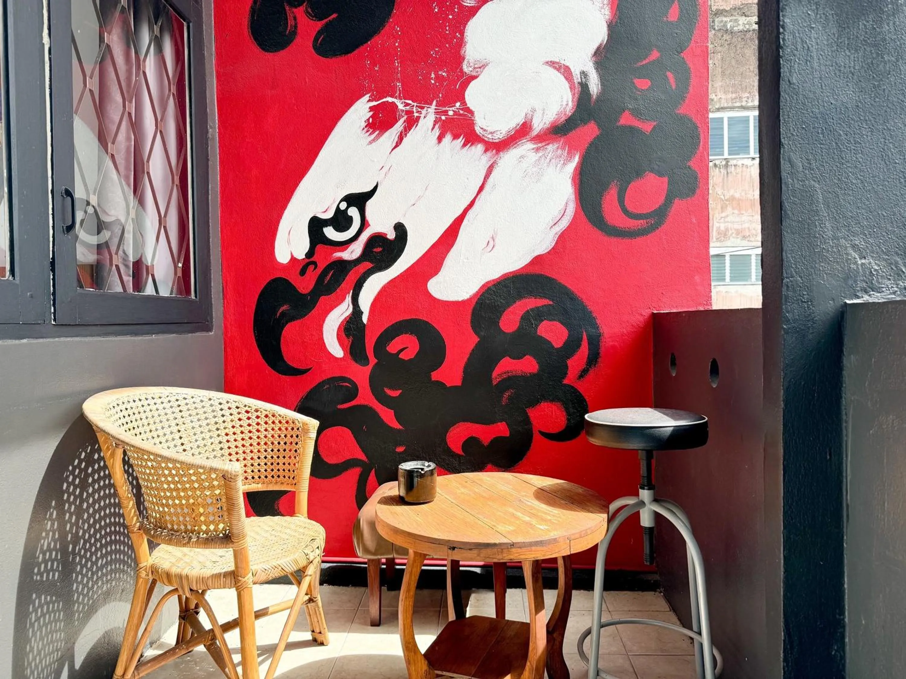 Seating area in Ashi Poshtel