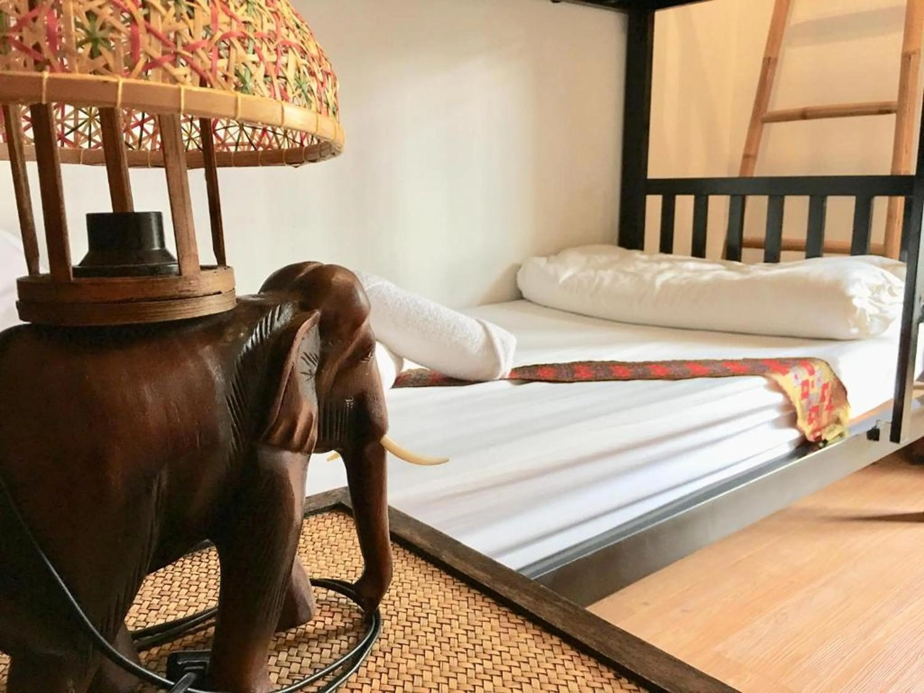 Bed in Ashi Poshtel