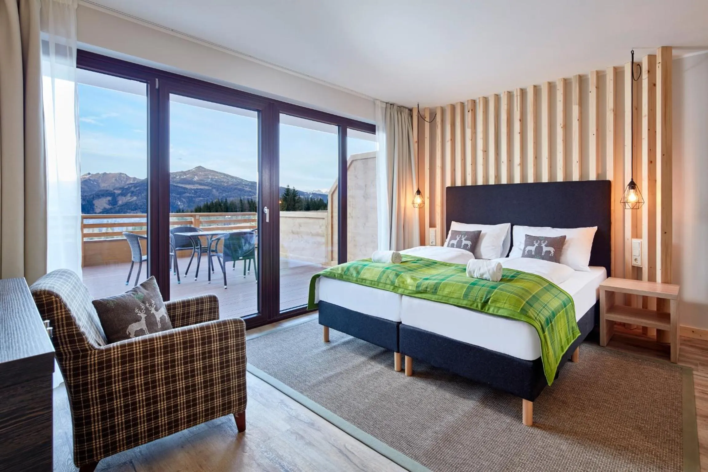 Photo of the whole room, Bed in Das Alpenhaus Katschberg 1640 inkl Lungau Card