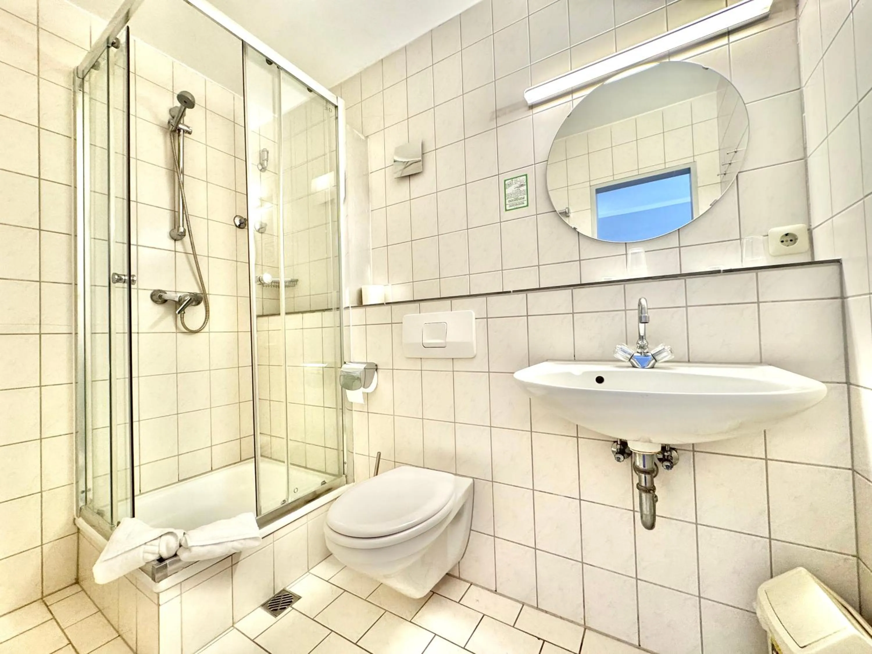 Shower in AR Boutique Hotel Heusenstamm