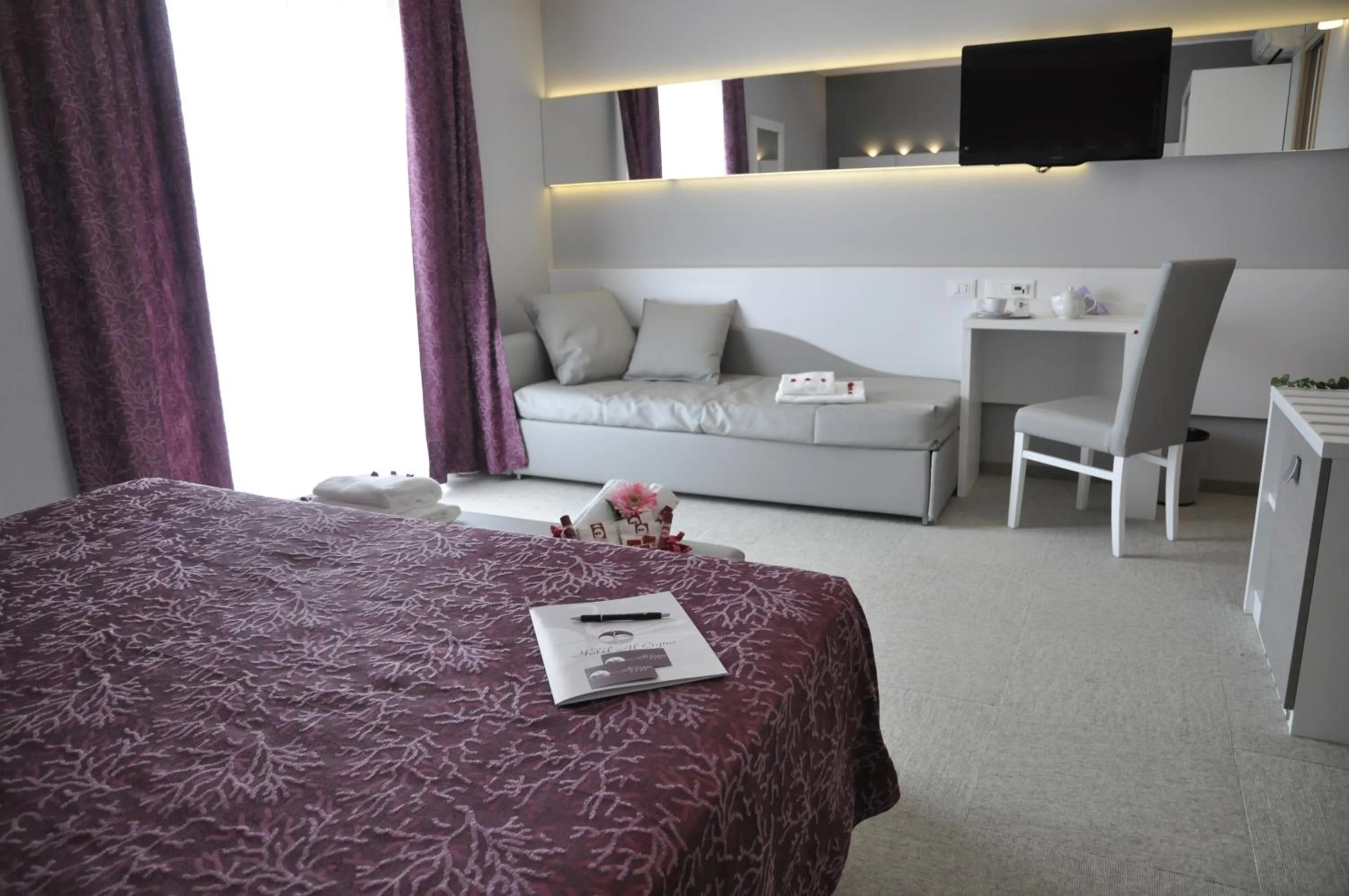 Photo of the whole room, Bed in Hotel Al Cigno