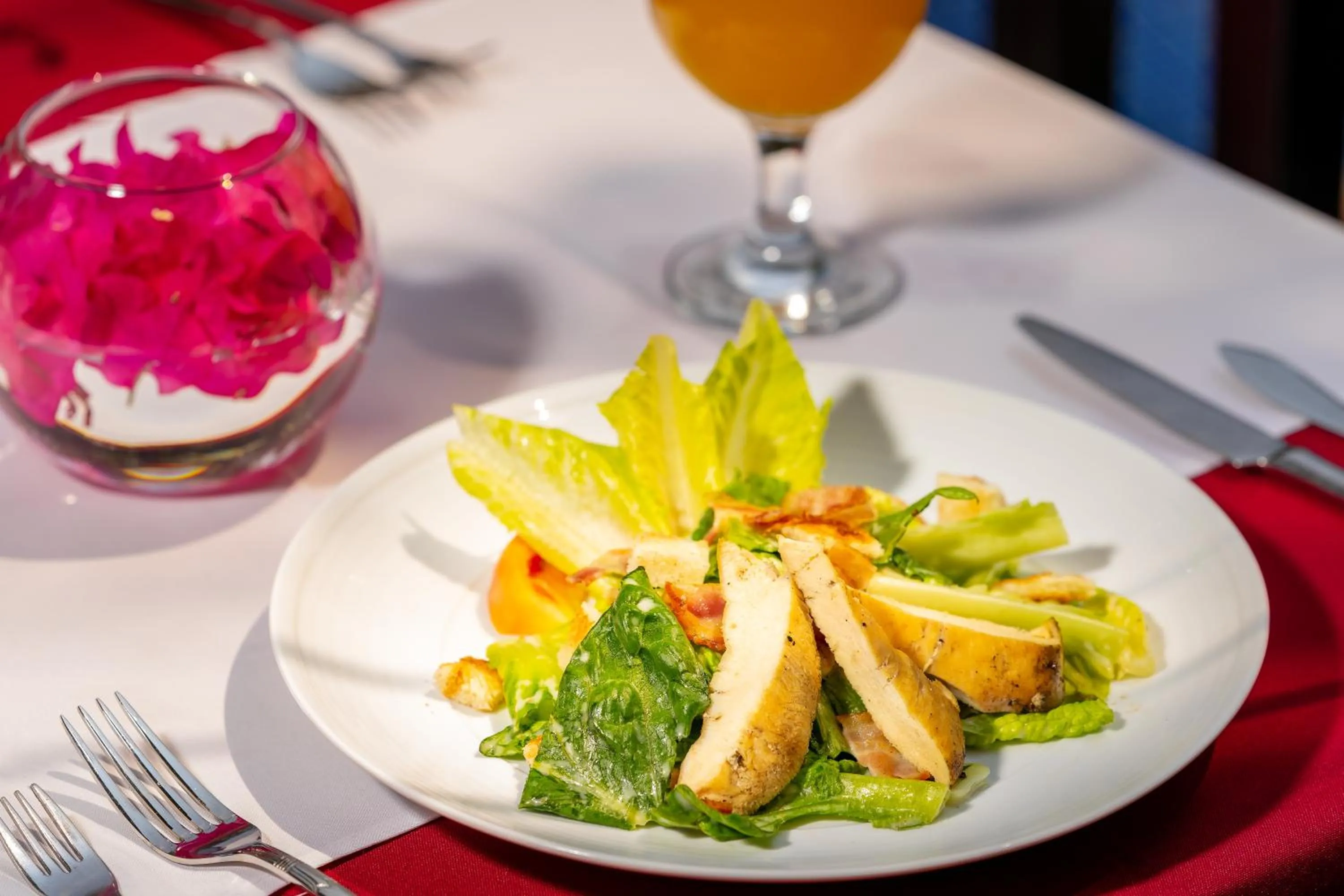 Lunch in Reveal Courtyard in Reveal Angkor