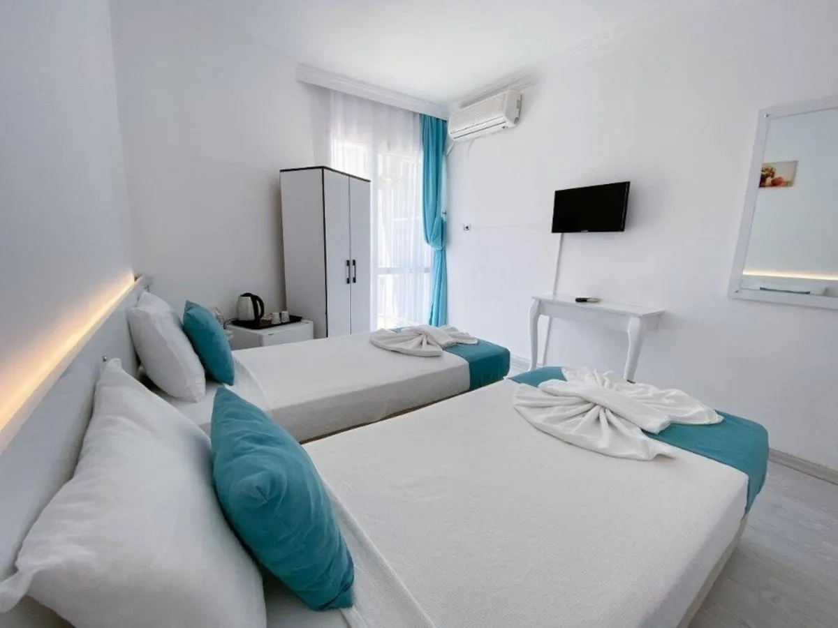 Çeşme Minerva Port Hotel