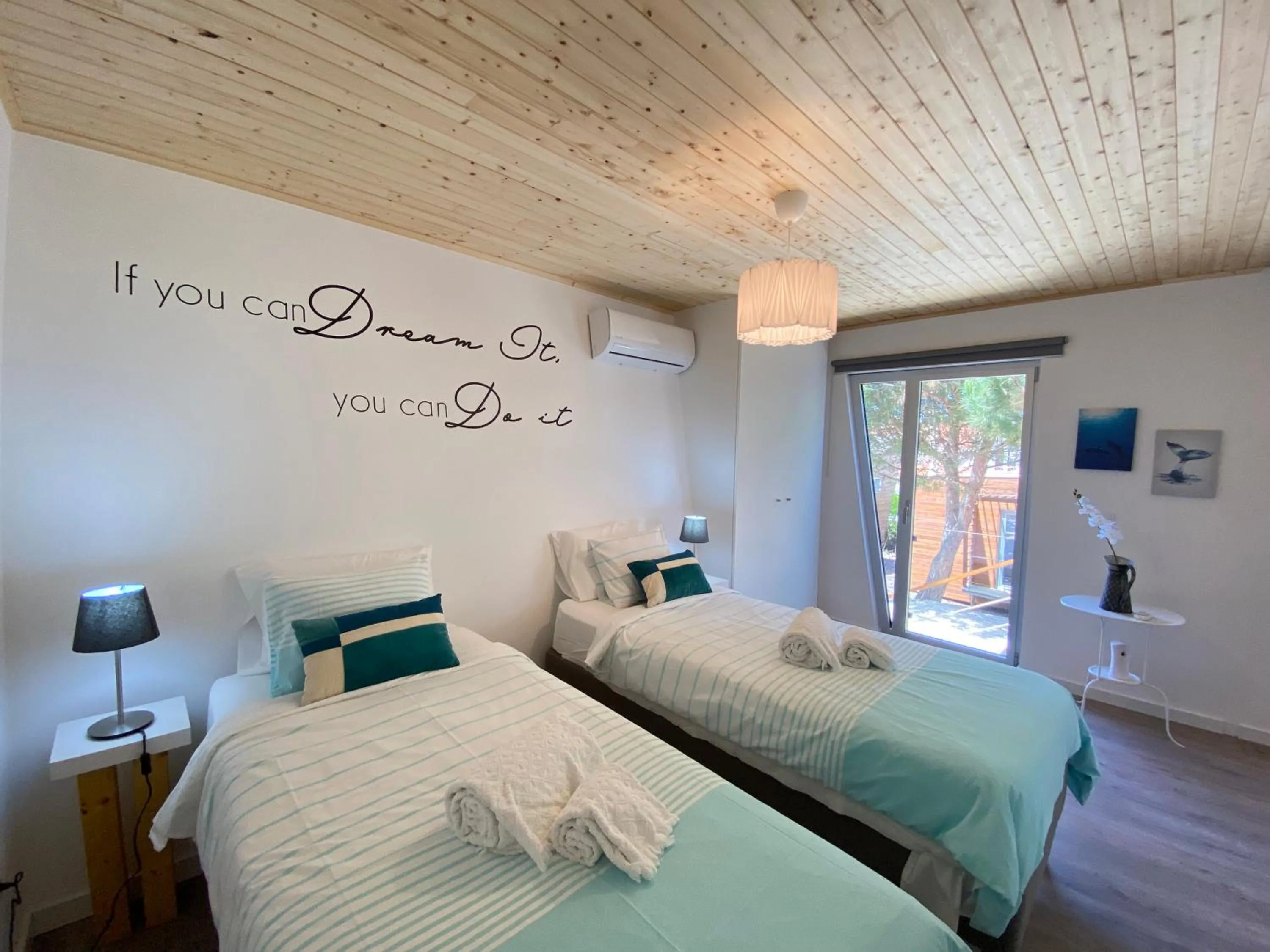 Bed in Golden Halcyon - Ericeira Villas