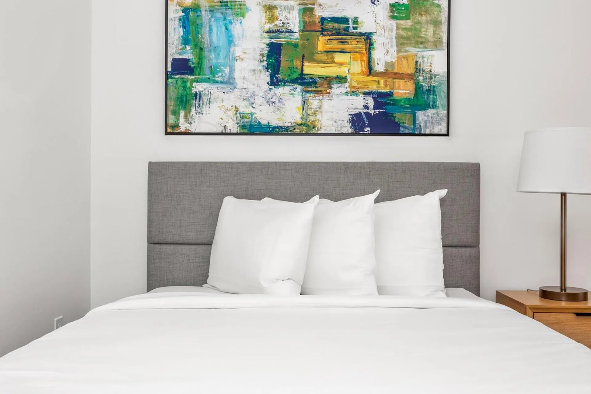 Bed in Anthem House Huntsville MidCity, powered by Placemakr