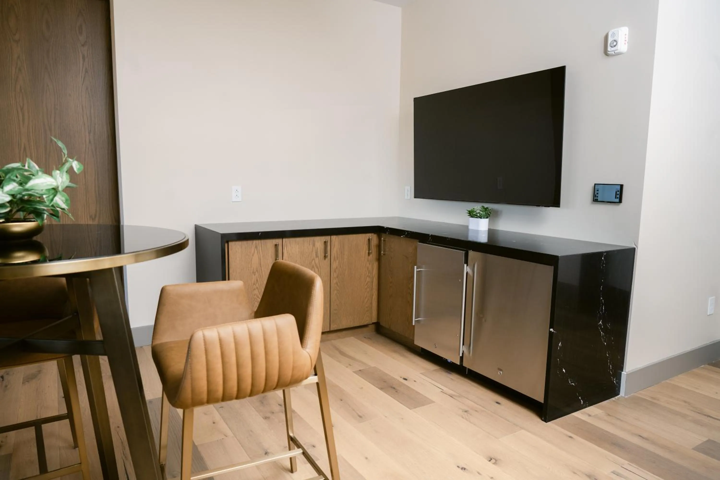 Communal lounge/ TV room in Anthem House Huntsville MidCity, powered by Placemakr