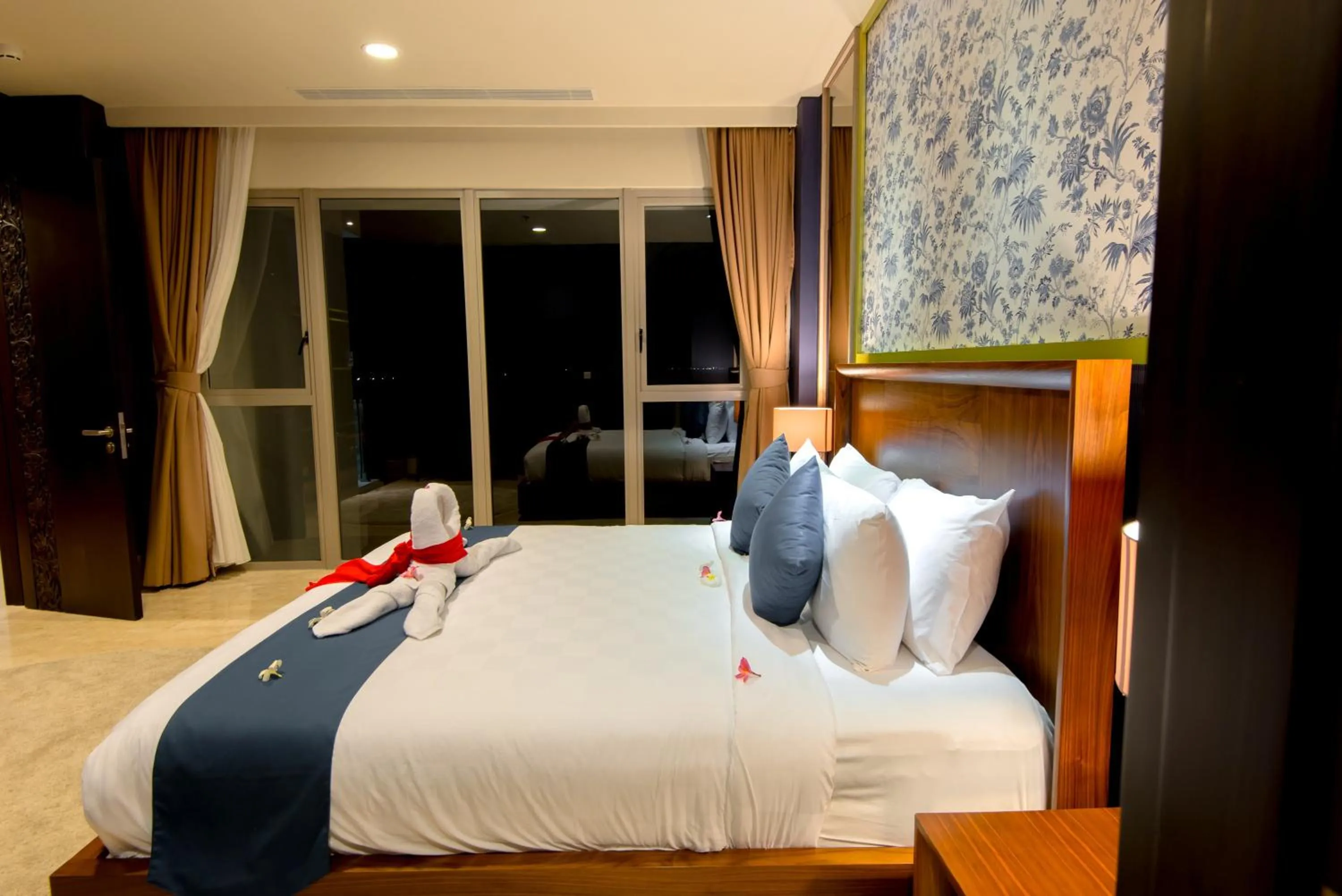 Bed in Luxury Apartment at AYANA Residences