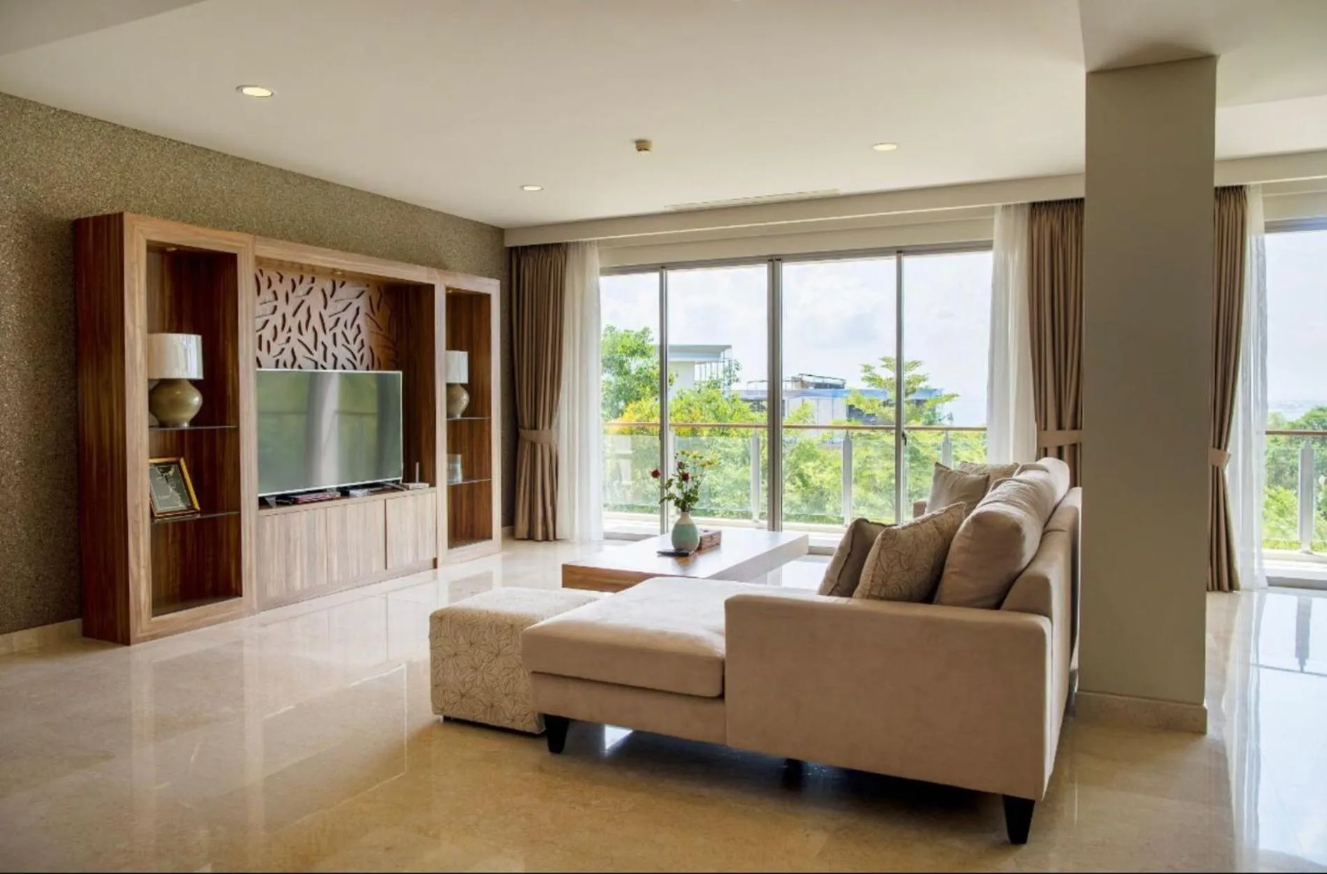 TV and multimedia in Luxury Apartment at AYANA Residences