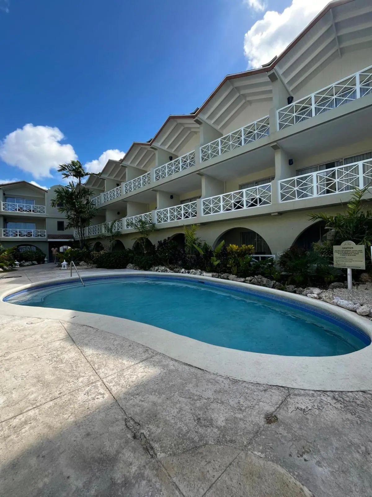 Swimming pool in Hôtel Le Roy
