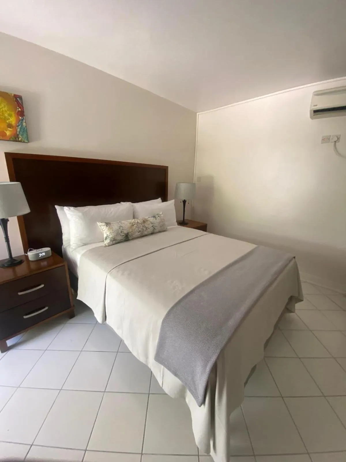 Bedroom, Bed in Hôtel Le Roy