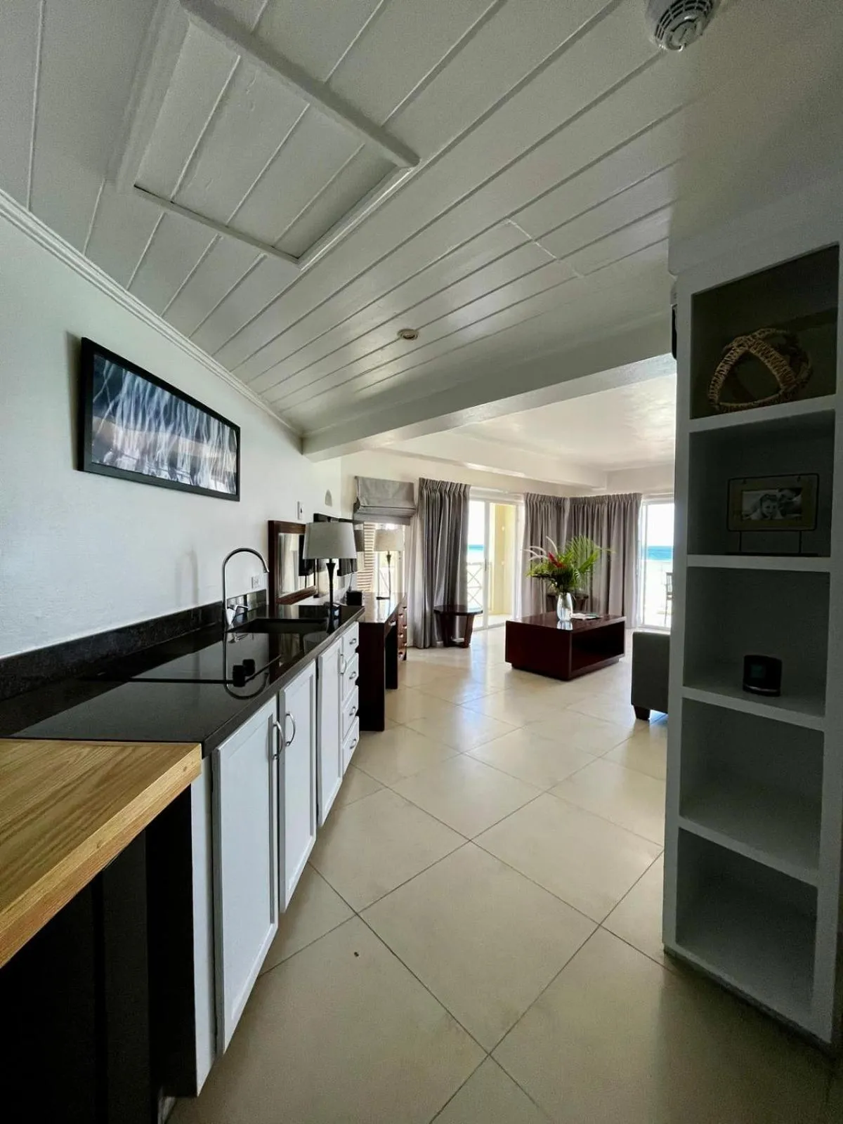Kitchen or kitchenette in Hôtel Le Roy