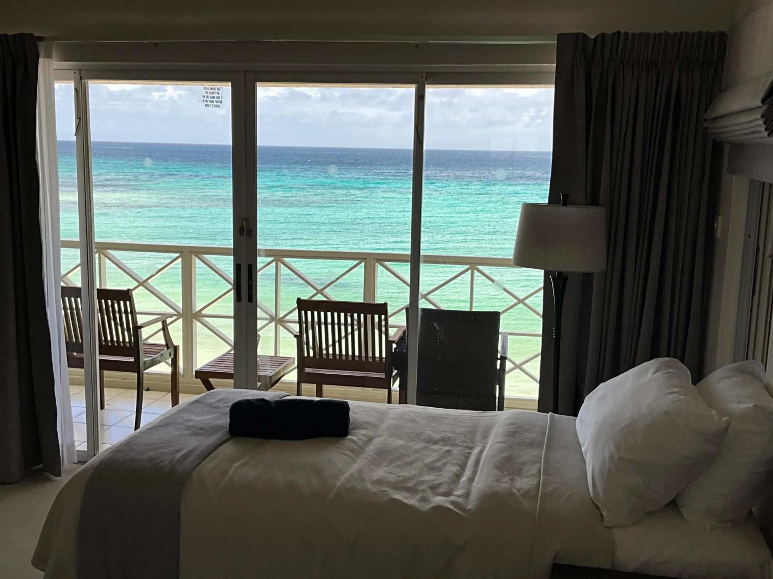 Bed in Hôtel Le Roy