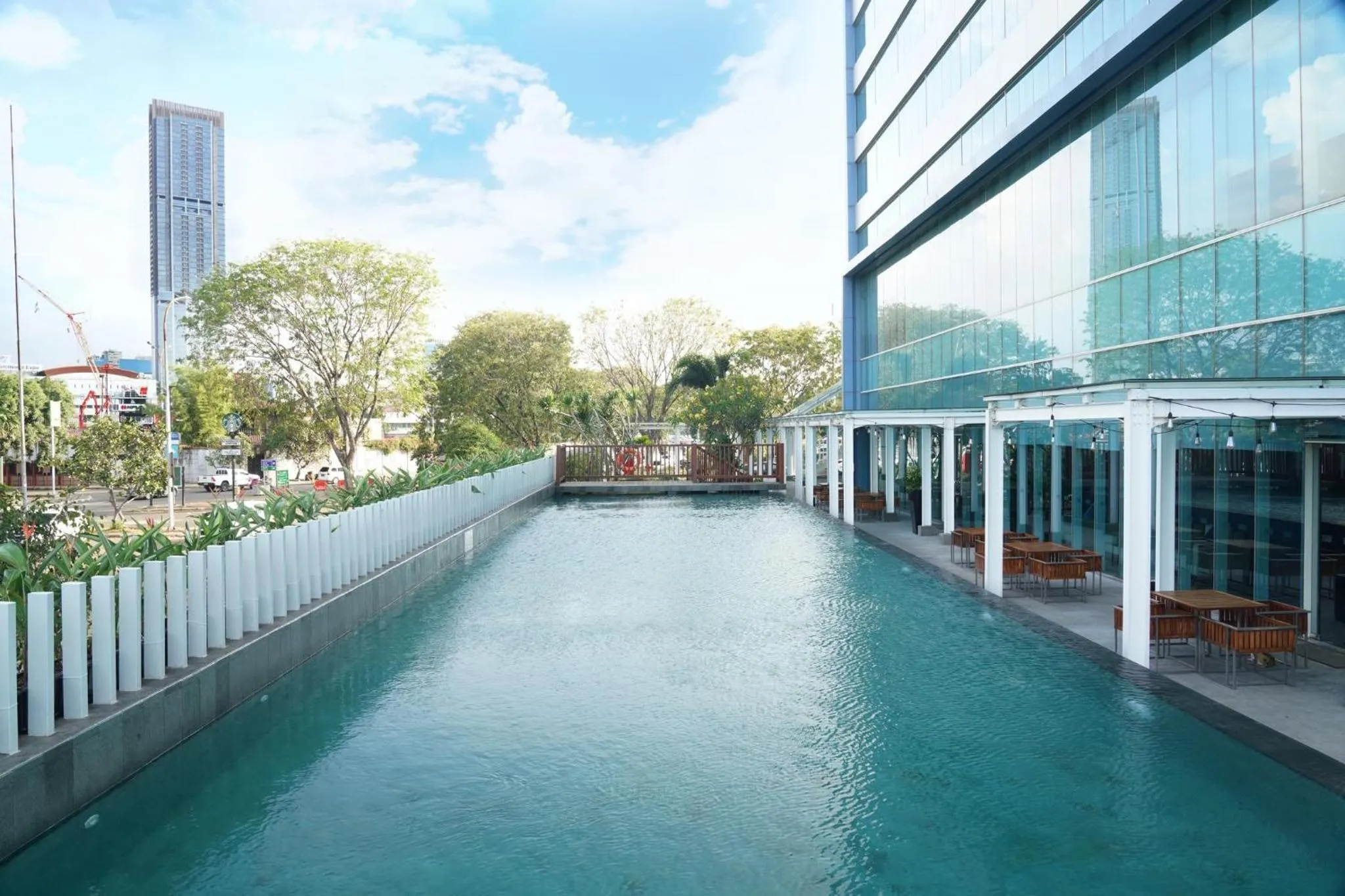 Swimming pool in Holiday Inn Express Jakarta International Expo by IHG