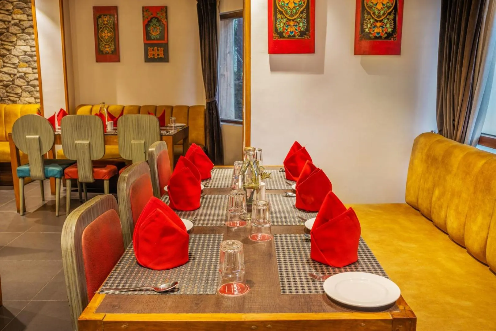 Restaurant/places to eat in Summit Swiss Heritage Resort & Spa