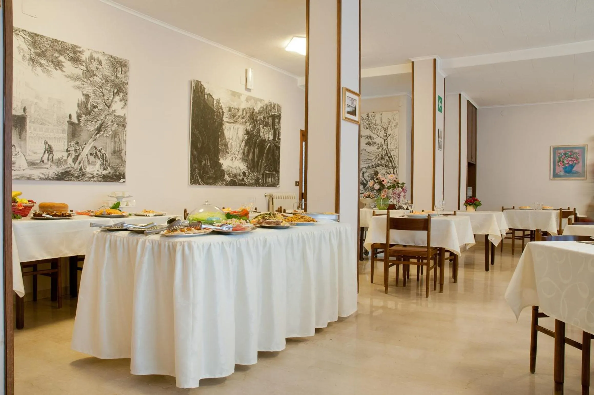 Restaurant/places to eat in Albergo La Rosetta