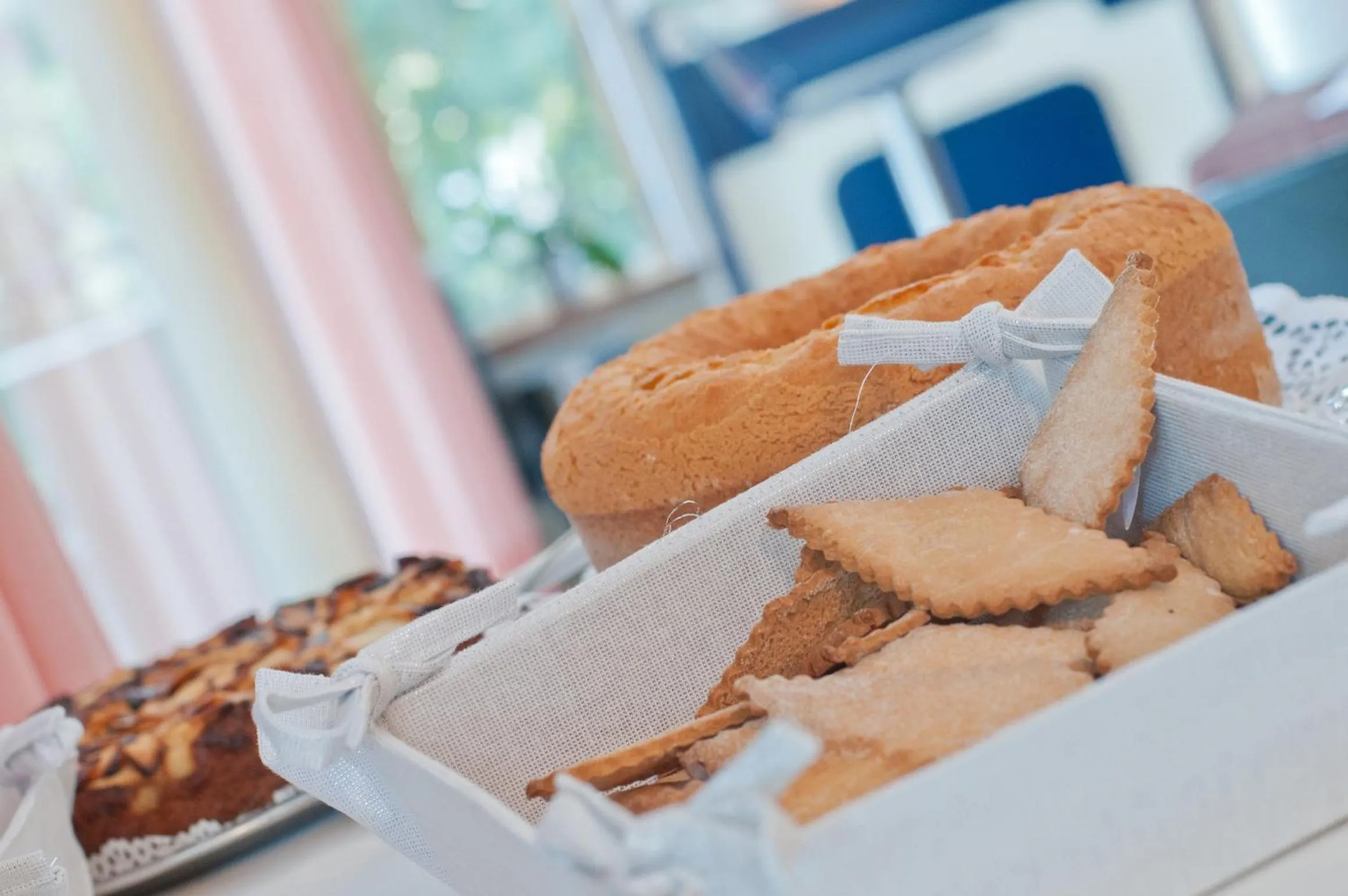 Restaurant/places to eat in Albergo La Rosetta