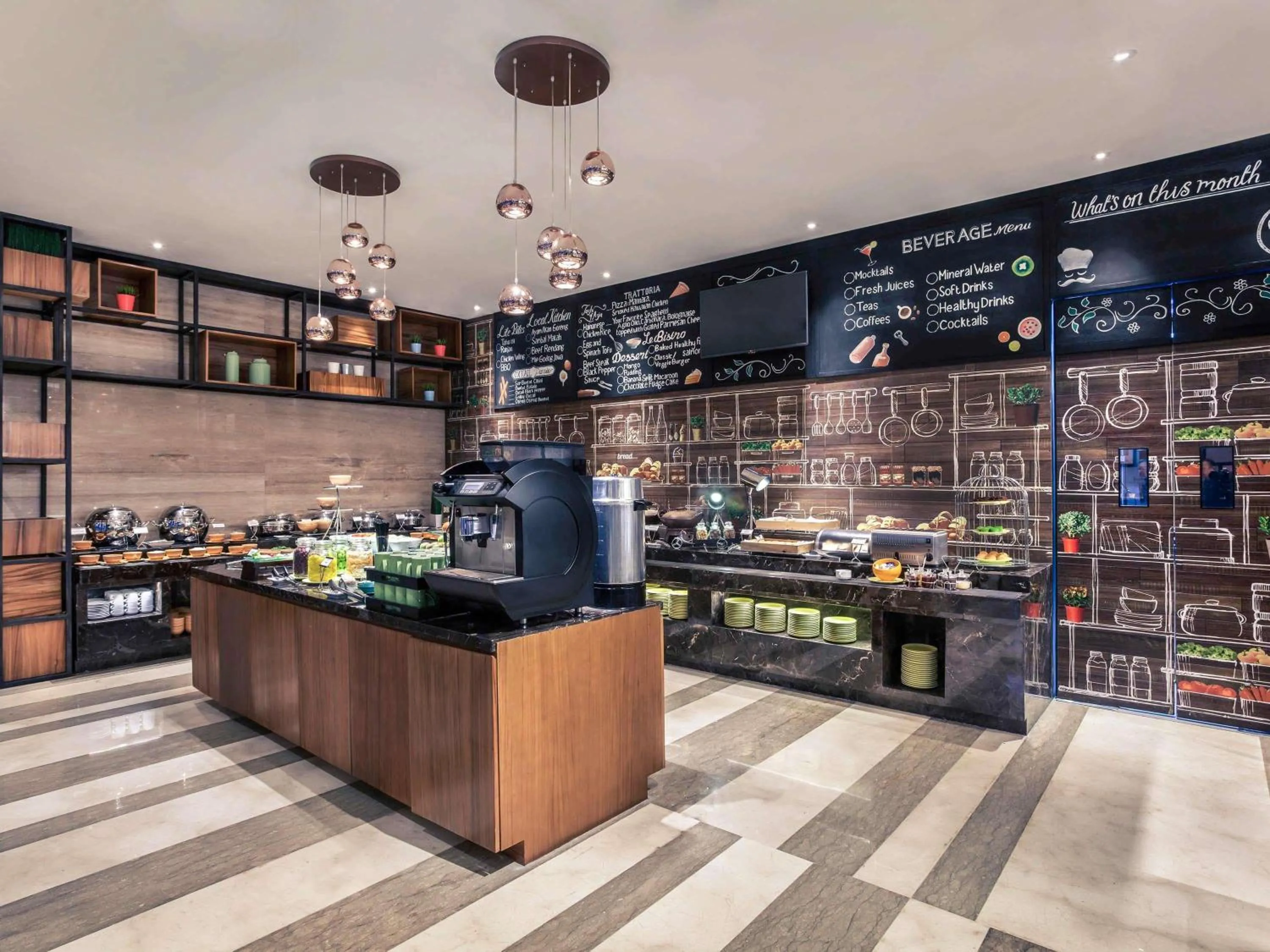 Restaurant/places to eat in Mercure Jakarta Cikini