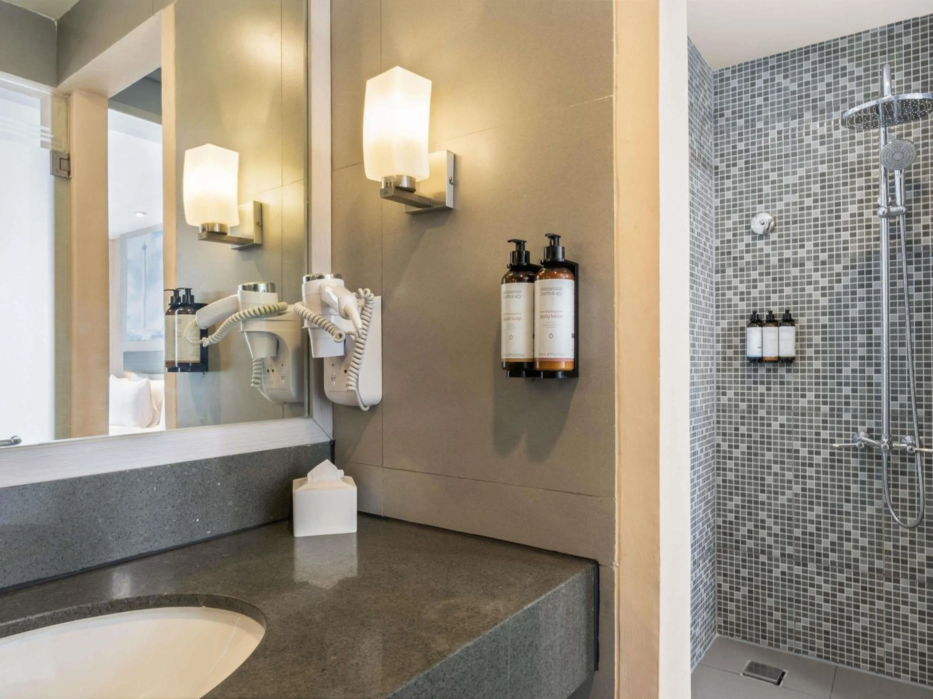 Bedroom in Mercure Jakarta Cikini