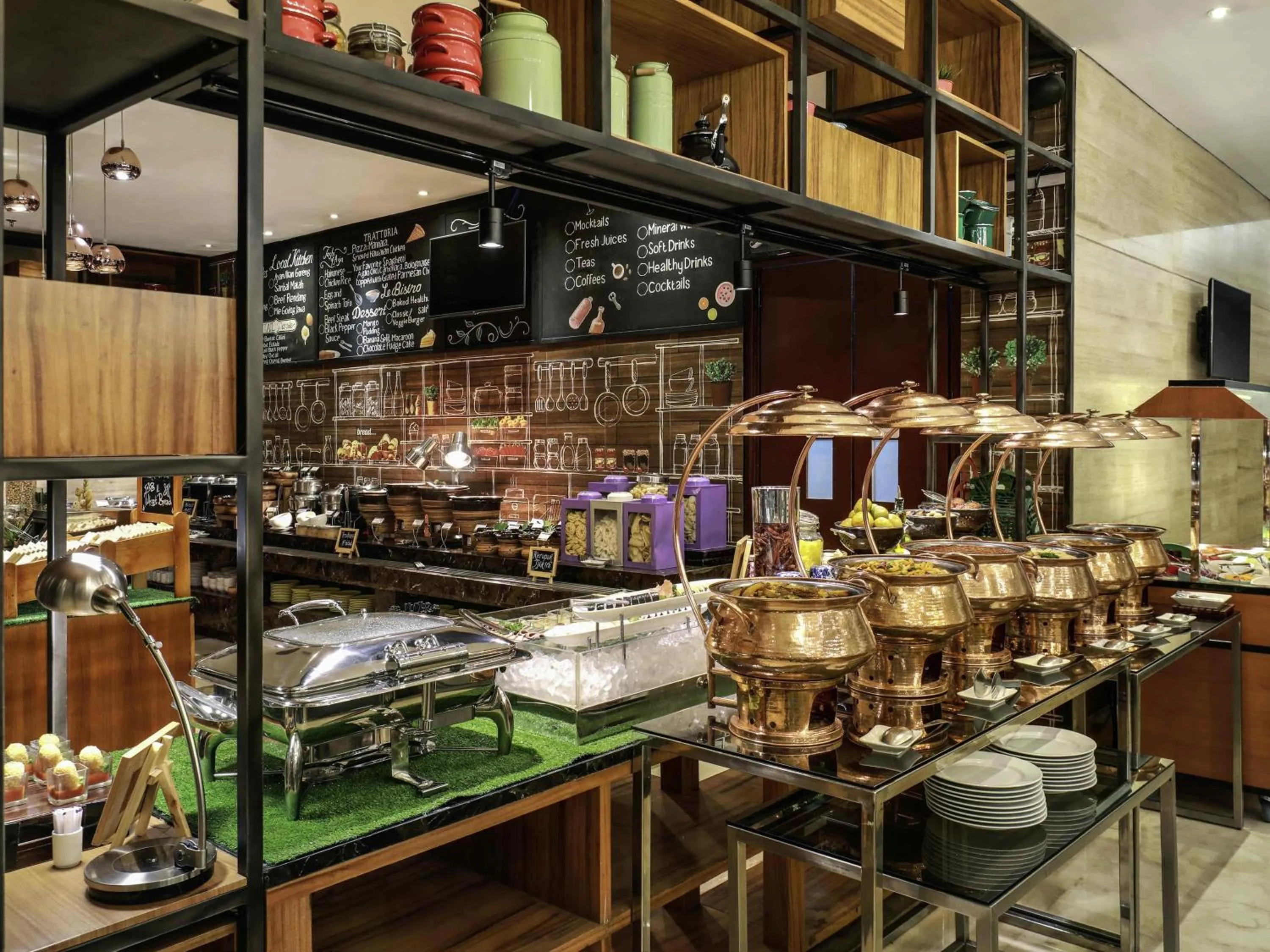 Breakfast in Mercure Jakarta Cikini