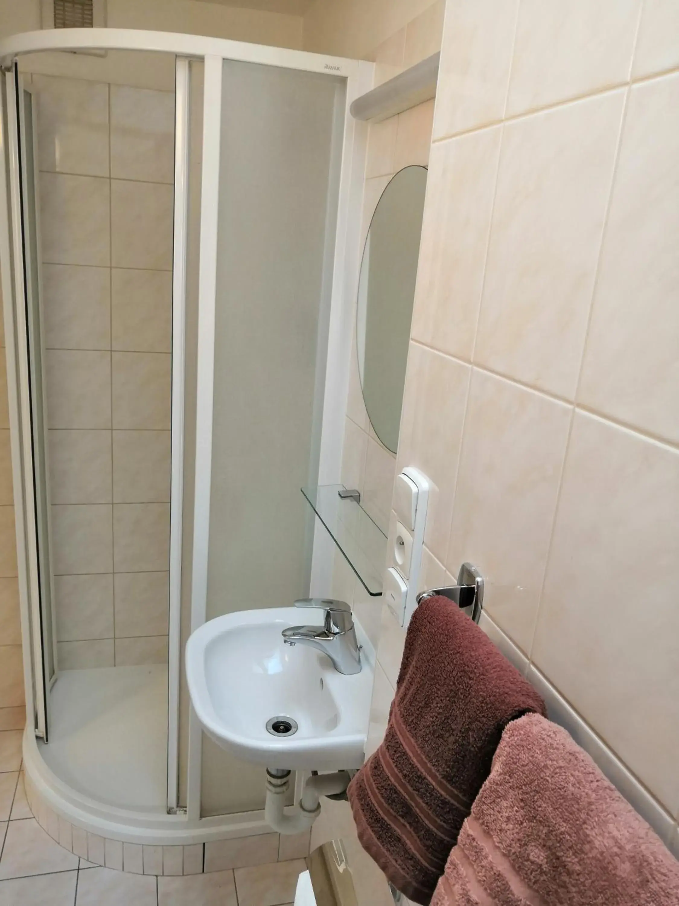 Twin Room in Hotel Marianeum Twin Room in Hotel Marianeum