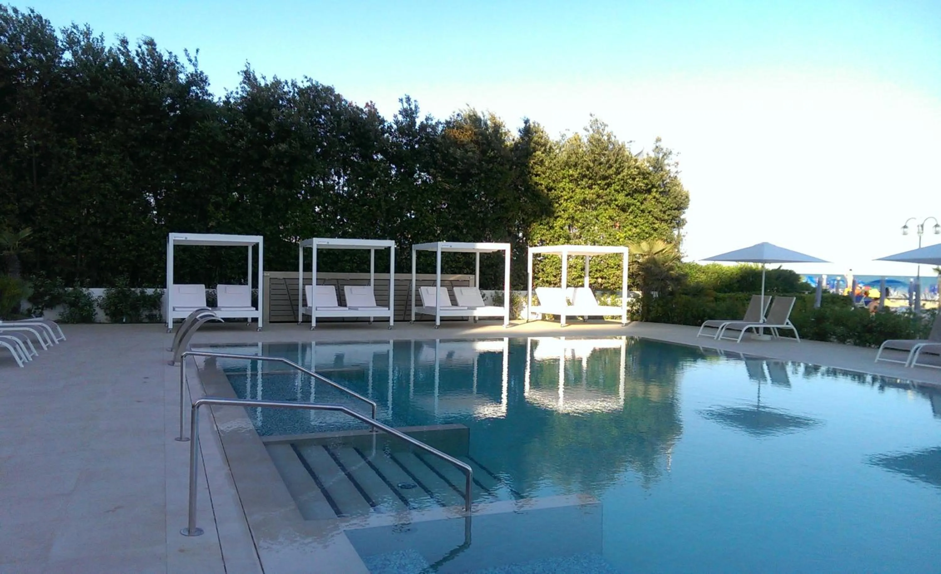 Beach in Hotel Orient & Pacific