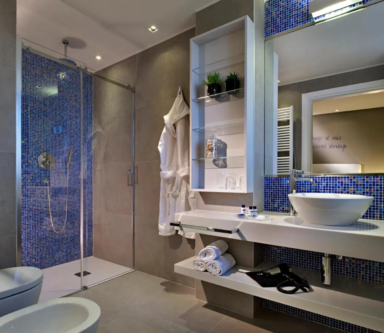 Bathroom in Hotel Orient & Pacific