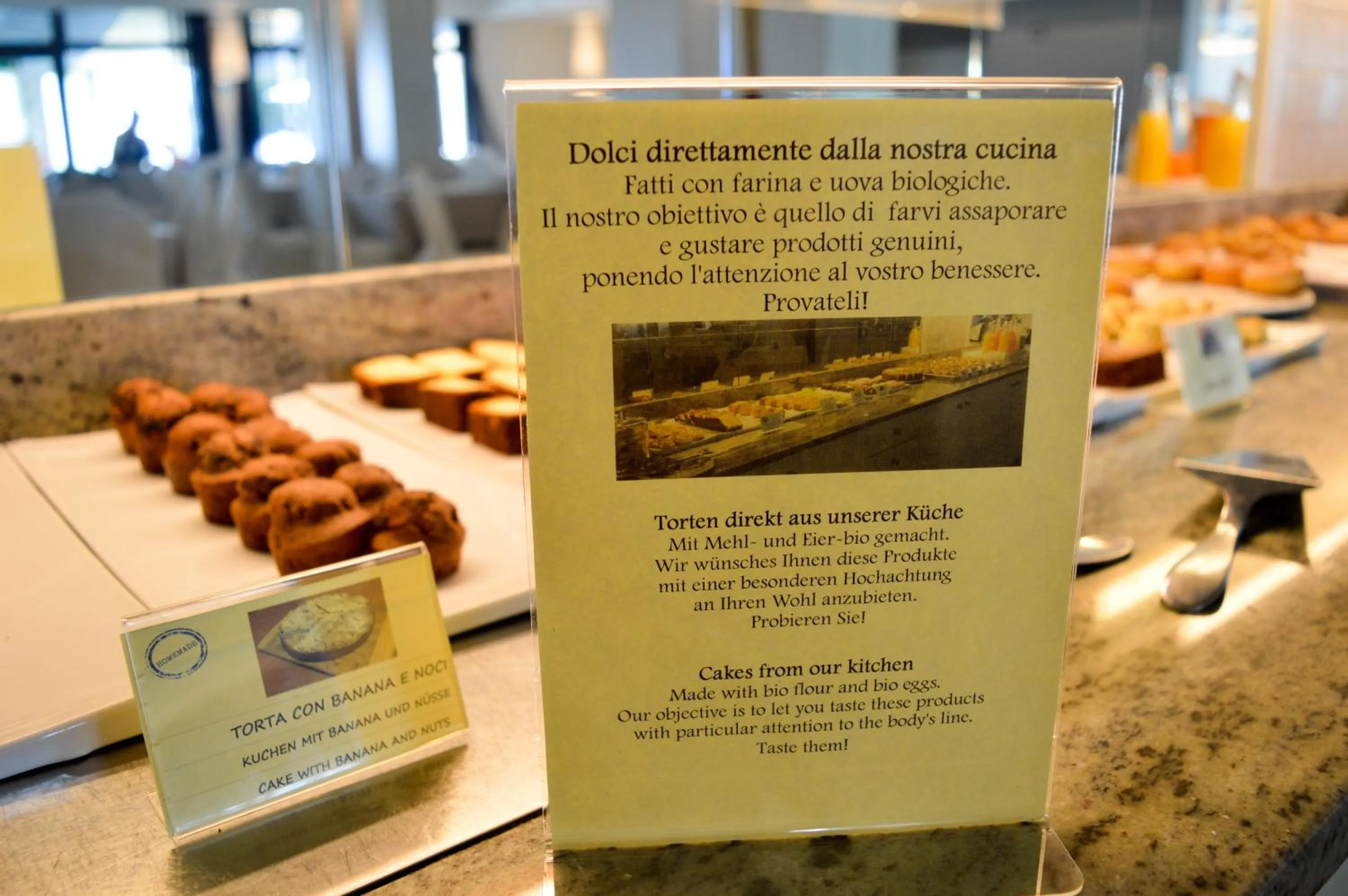 Buffet breakfast in Hotel Orient & Pacific