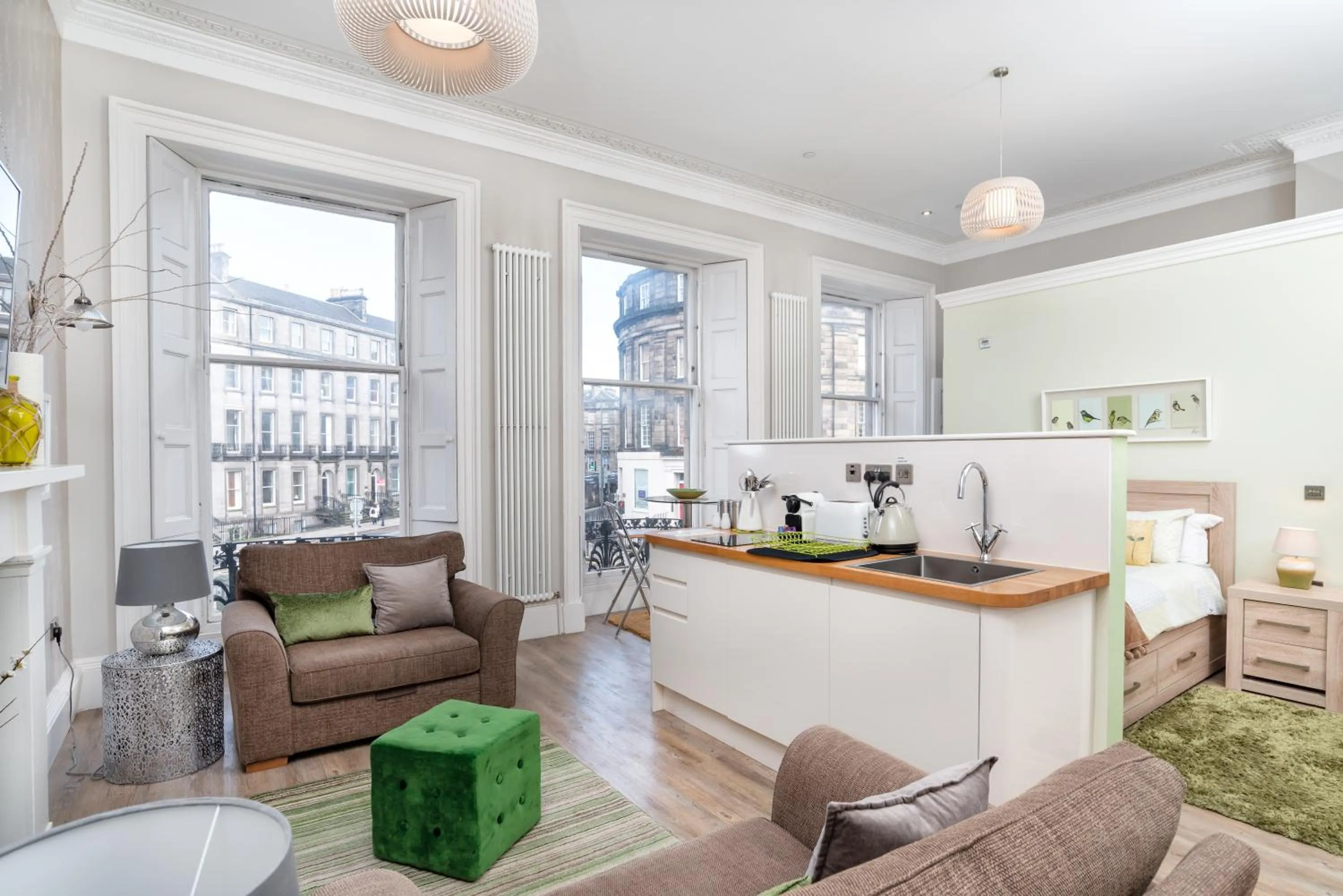 Kitchen or kitchenette in Haymarket Apartments