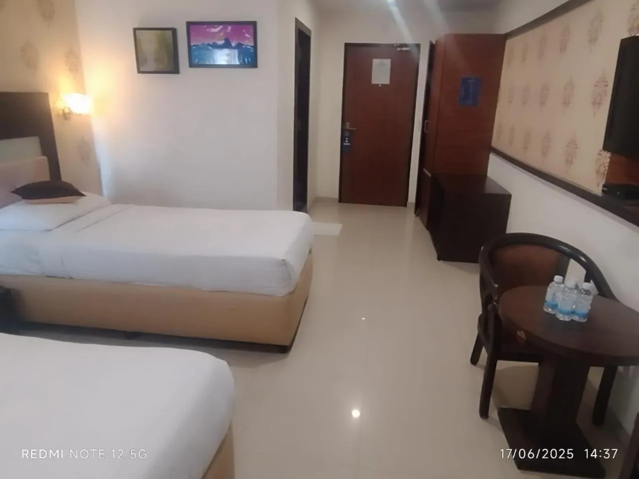 Bed in Hotel Sitara Grand L.B. Nagar