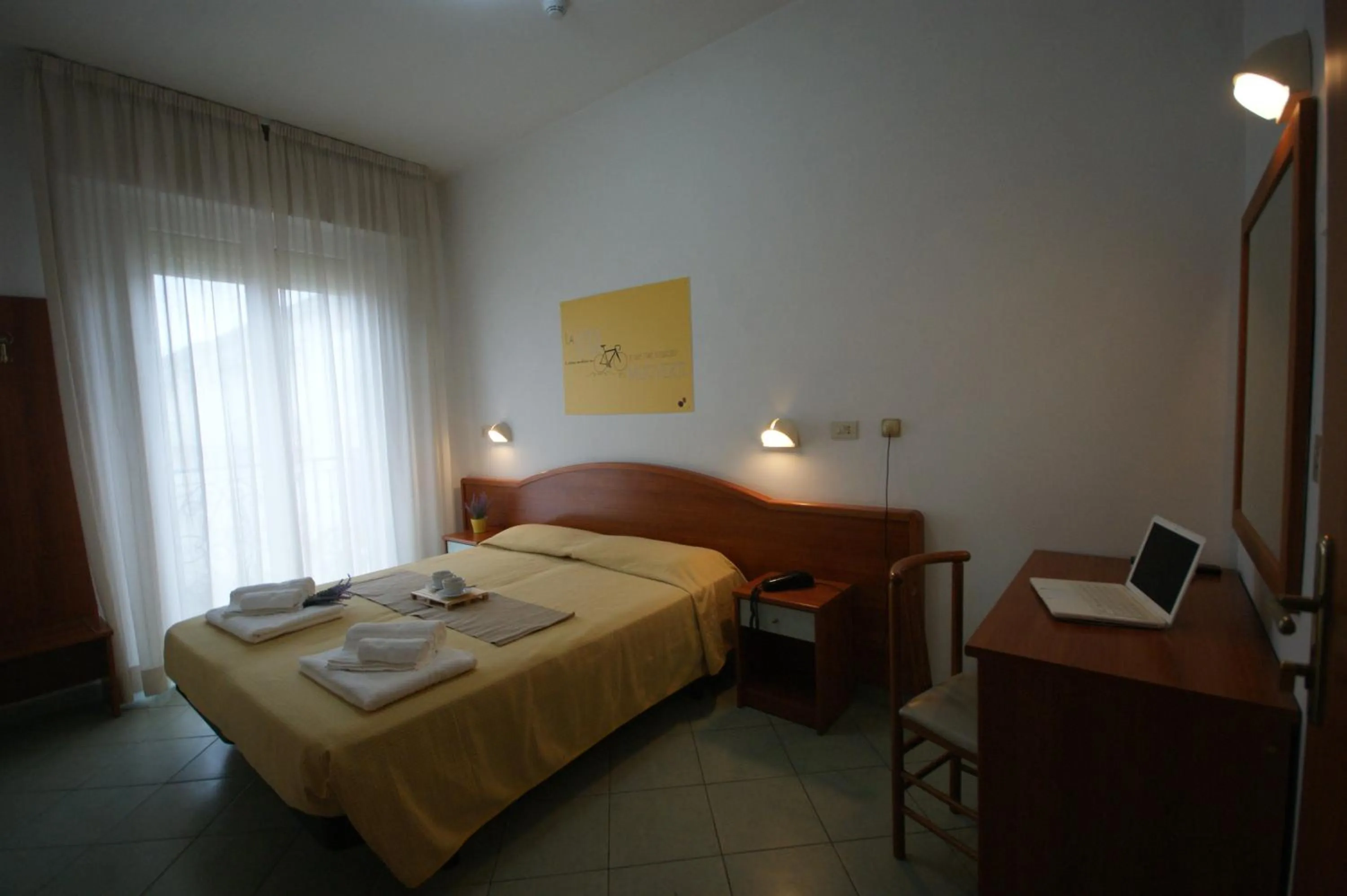 Photo of the whole room, Bed in Hotel Villa Caterina