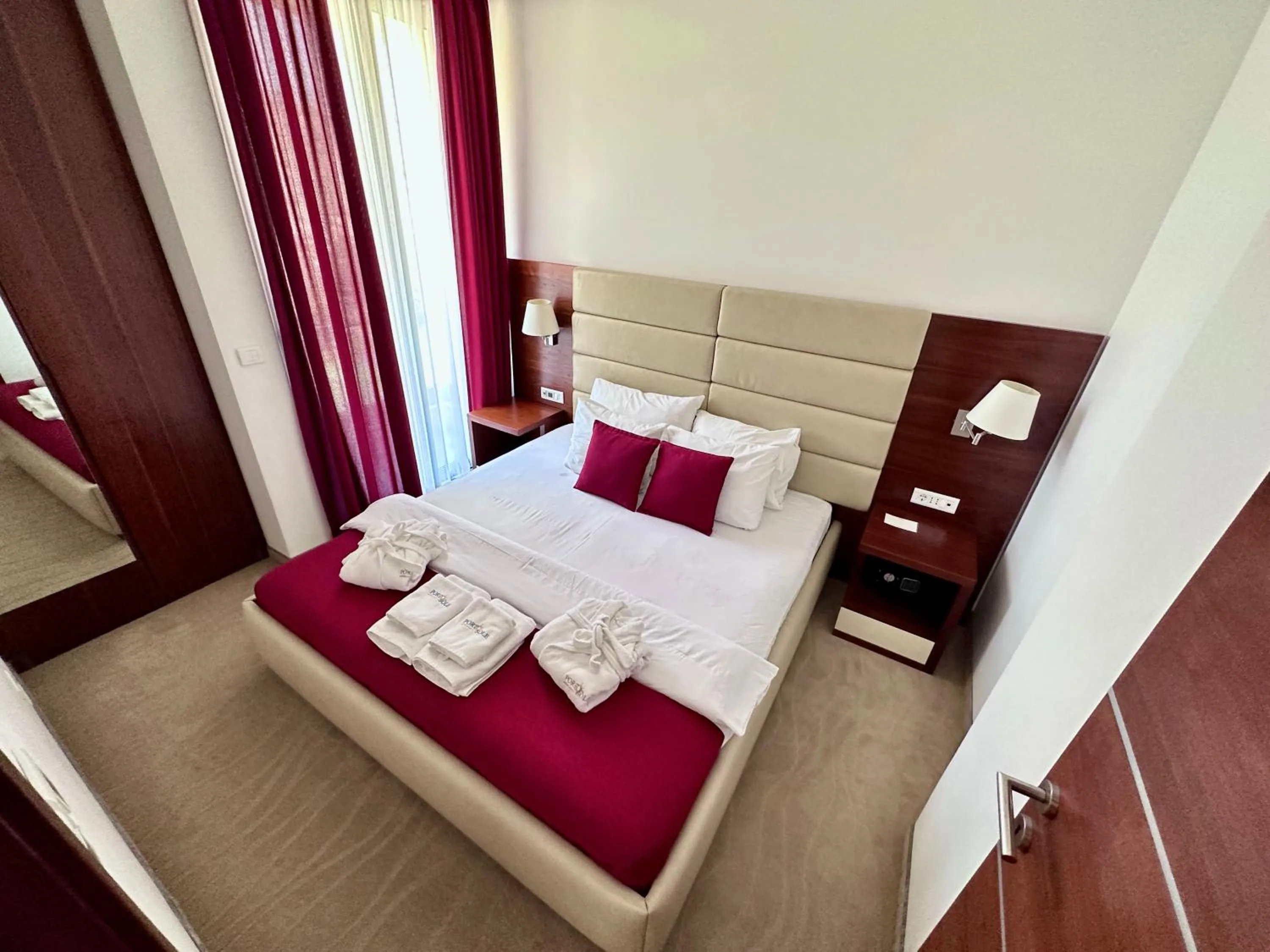 One-Bedroom Suite in Hotel Porto Sole