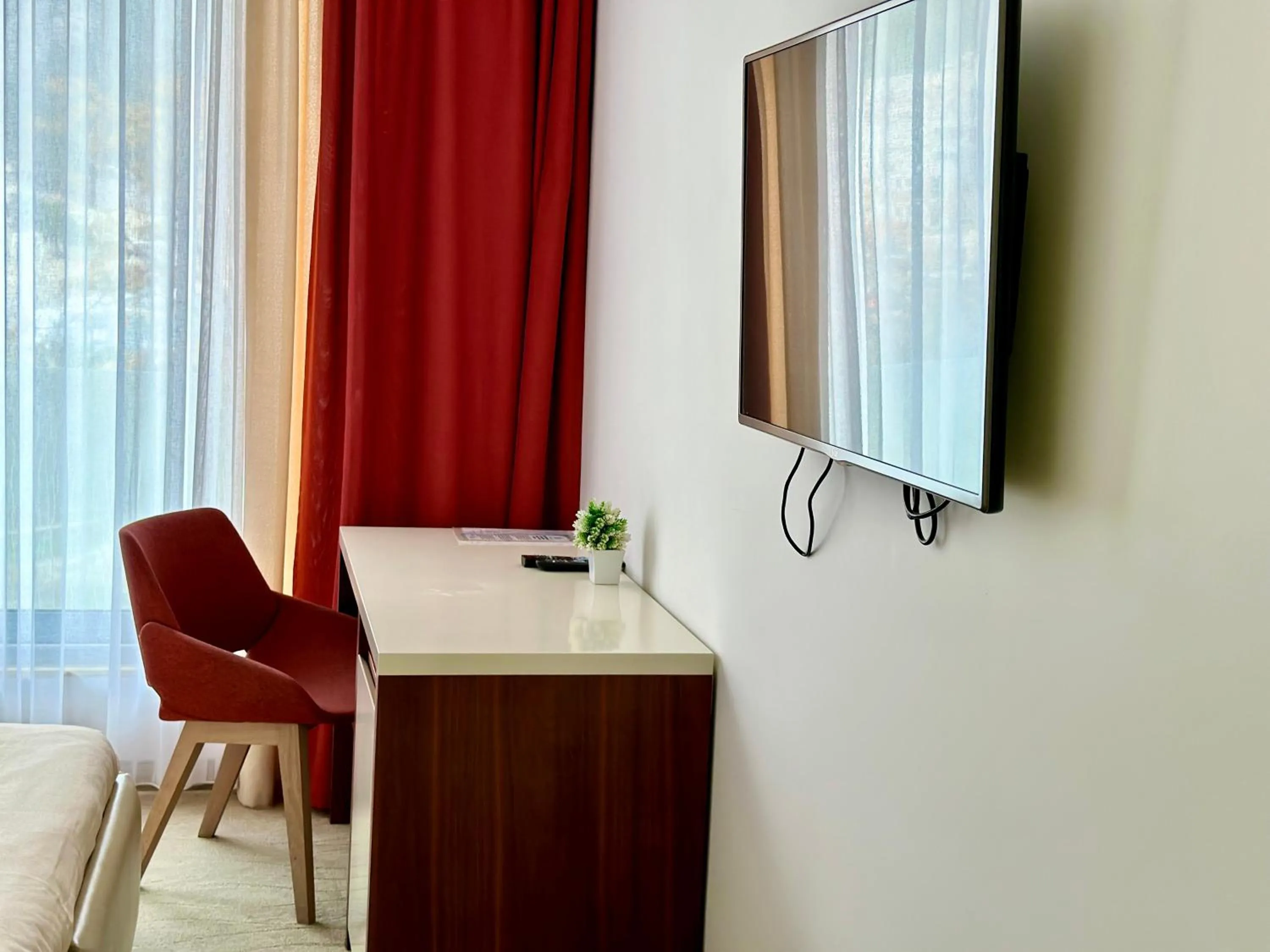 TV and multimedia in Hotel Porto Sole