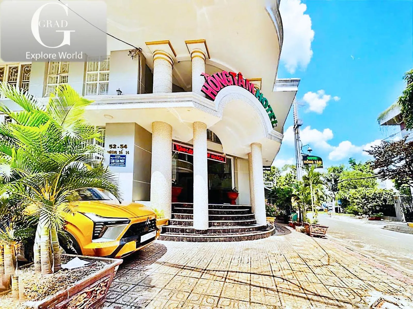 Property building in Hong Tam Hotel