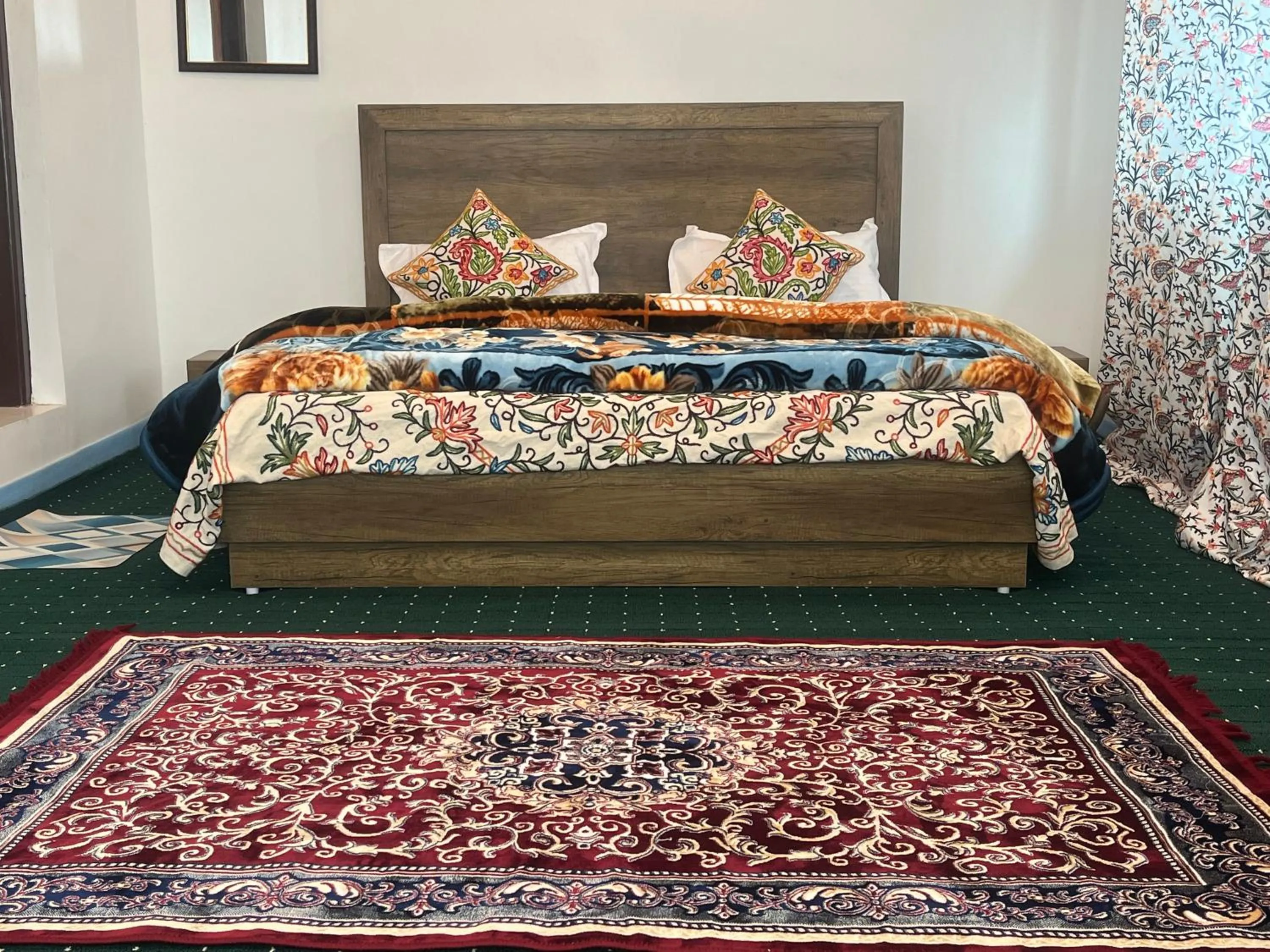 Bed in Al Mubeen home stay