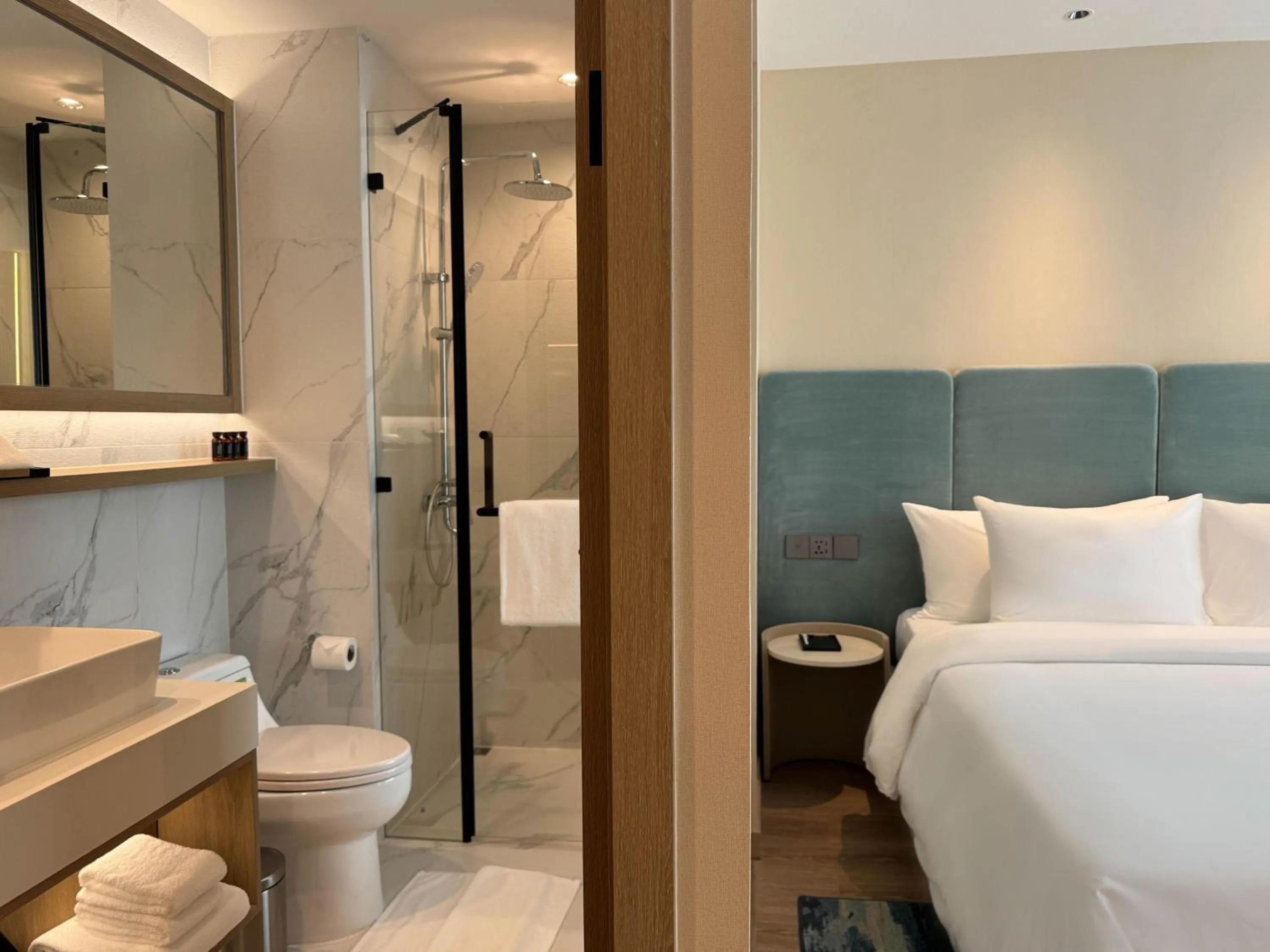 Bedroom, Bed in Laya Suites and Residences