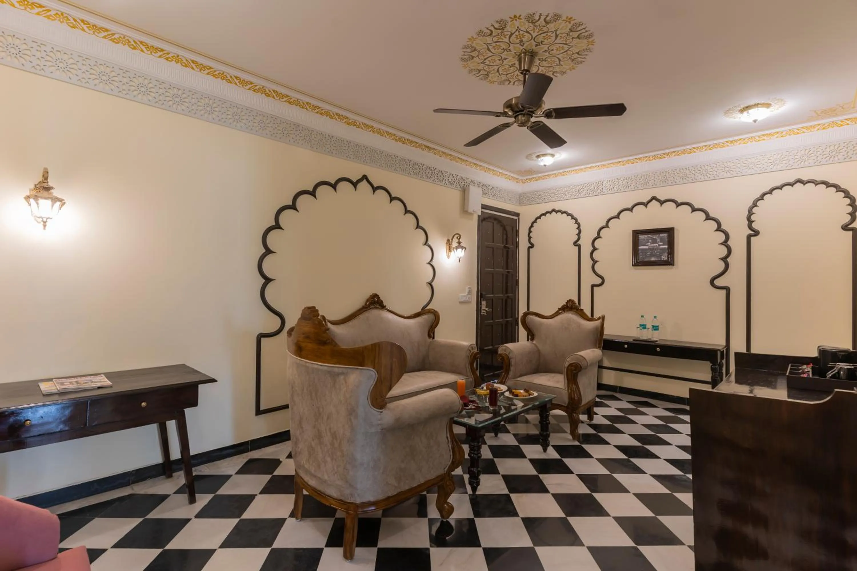 Living room in Kesar Bagh Palace Chittorgarh