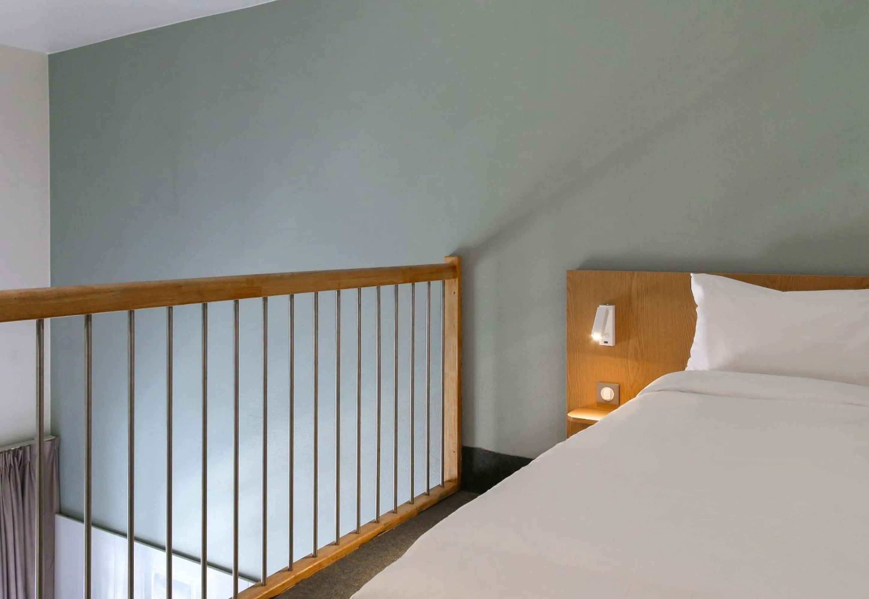 Bedroom, Bed in B&B HOTEL Marseille Euromed