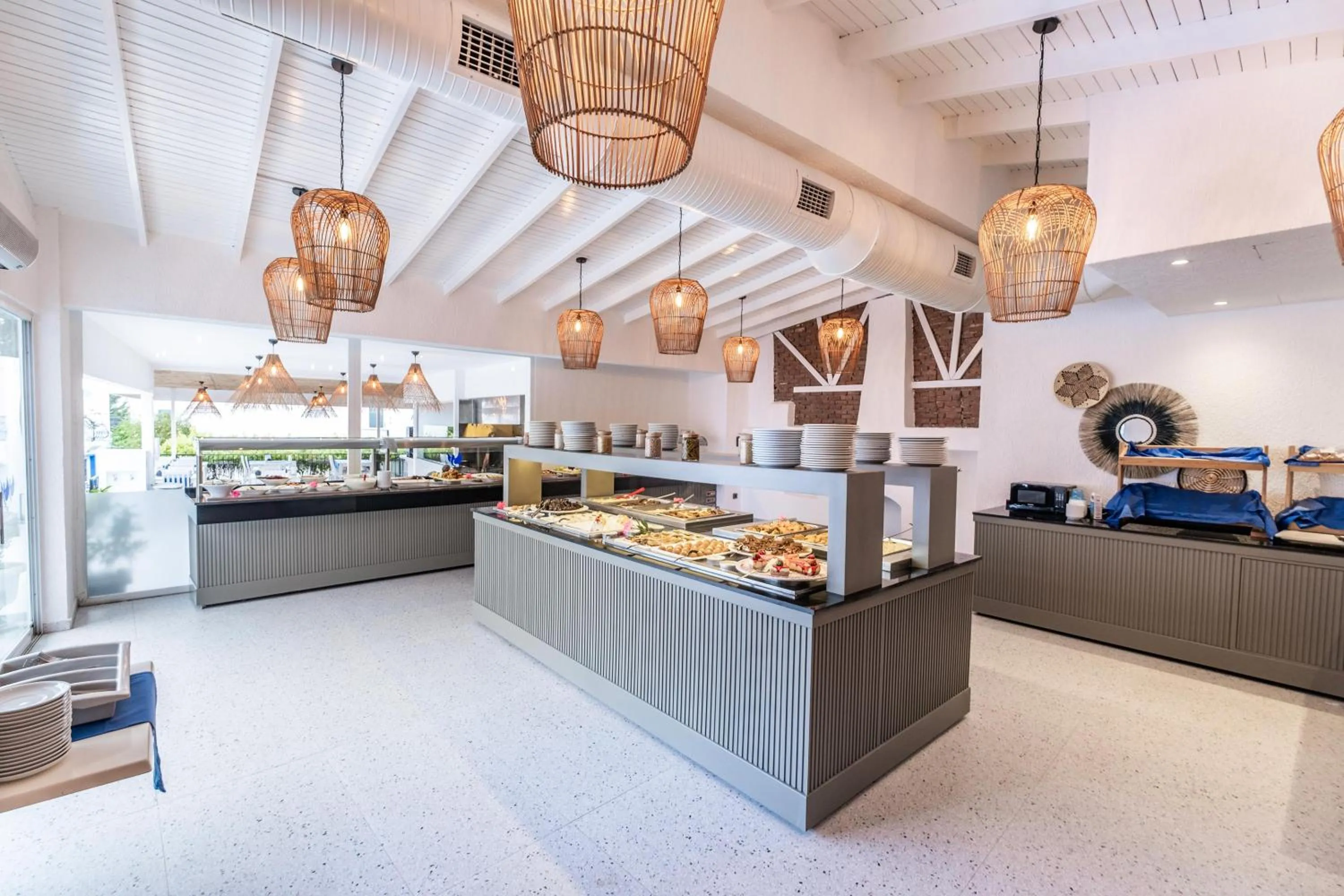 Buffet breakfast in Paloma Family Club