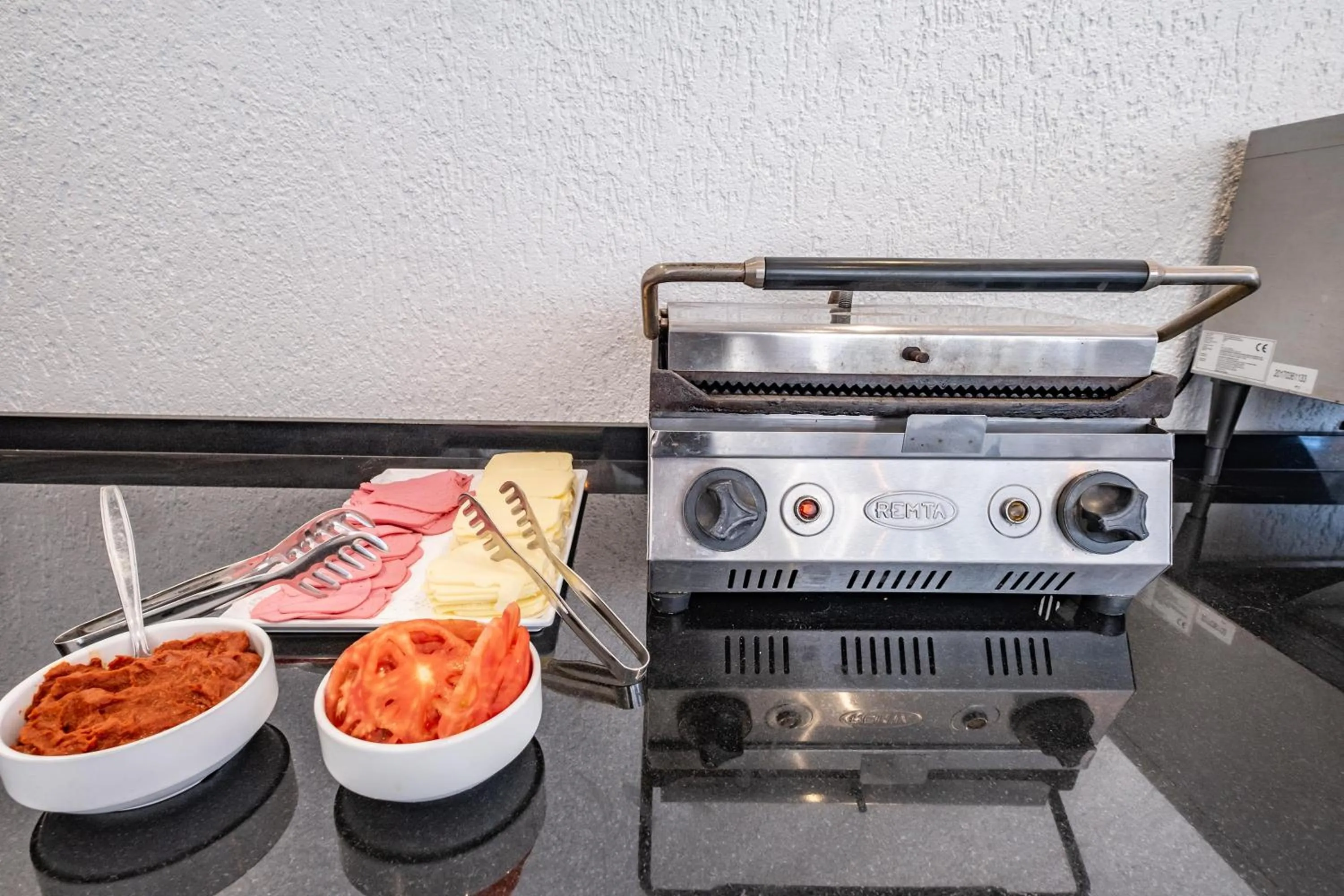 Food and drinks in Paloma Family Club