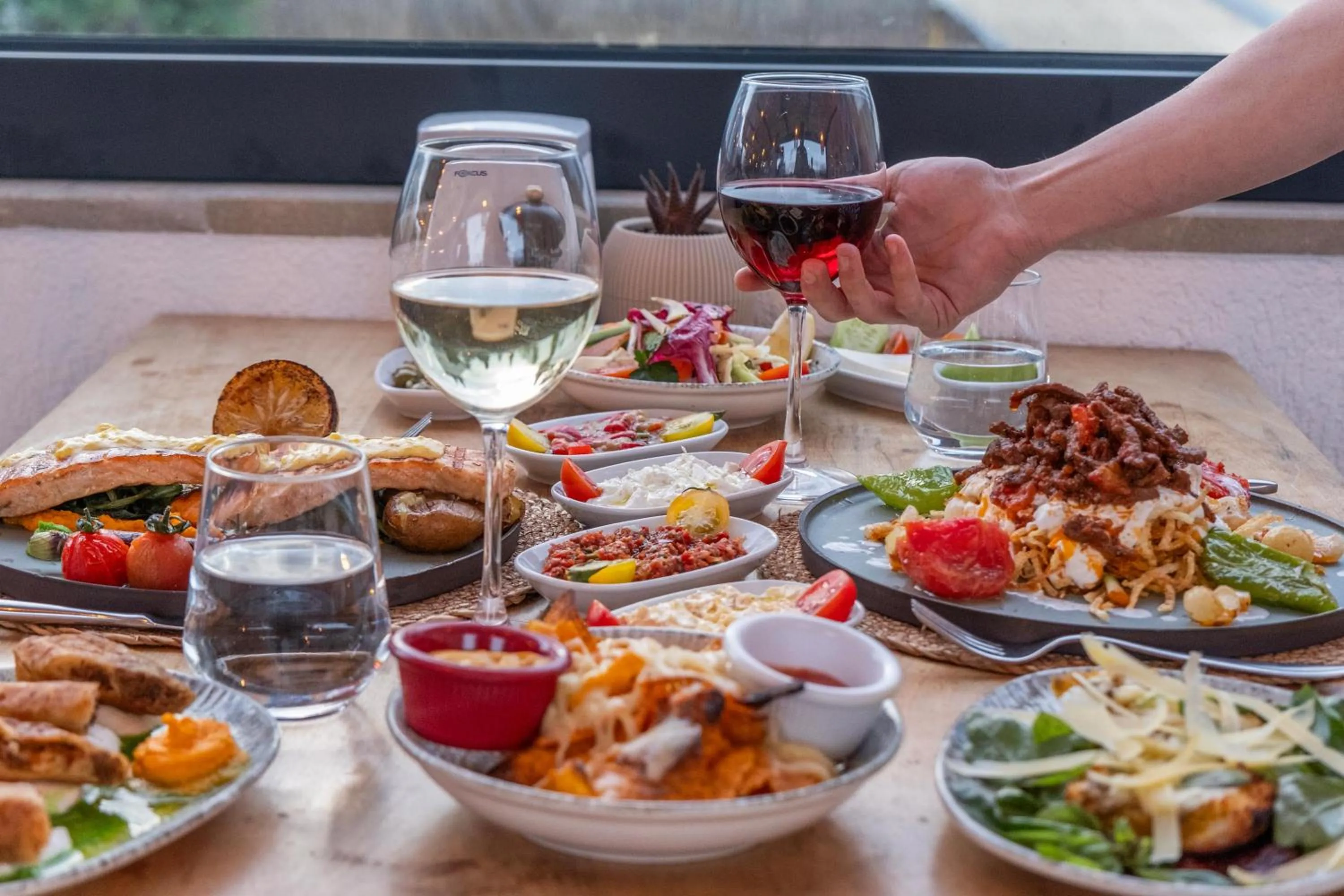 Dinner in Paloma Family Club