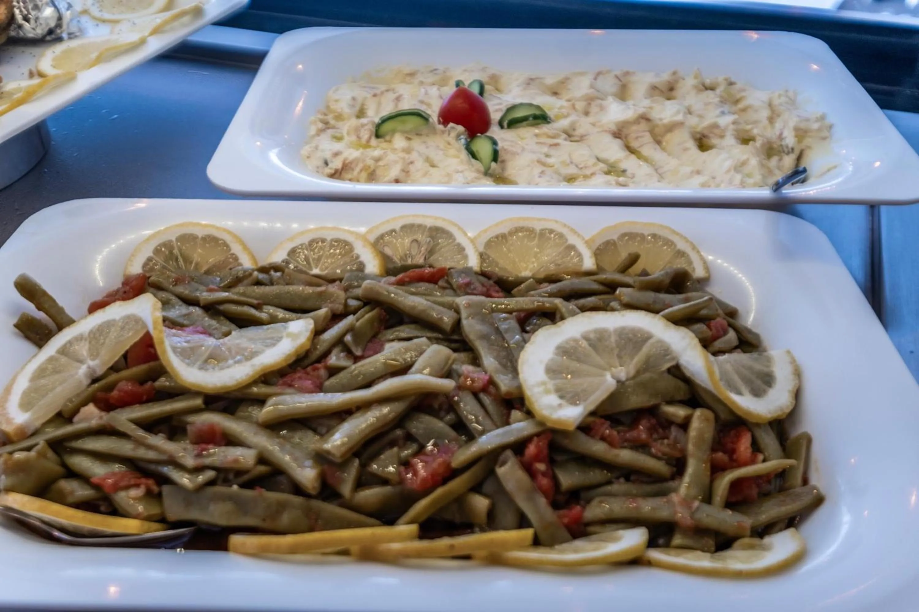 Food in Paloma Family Club