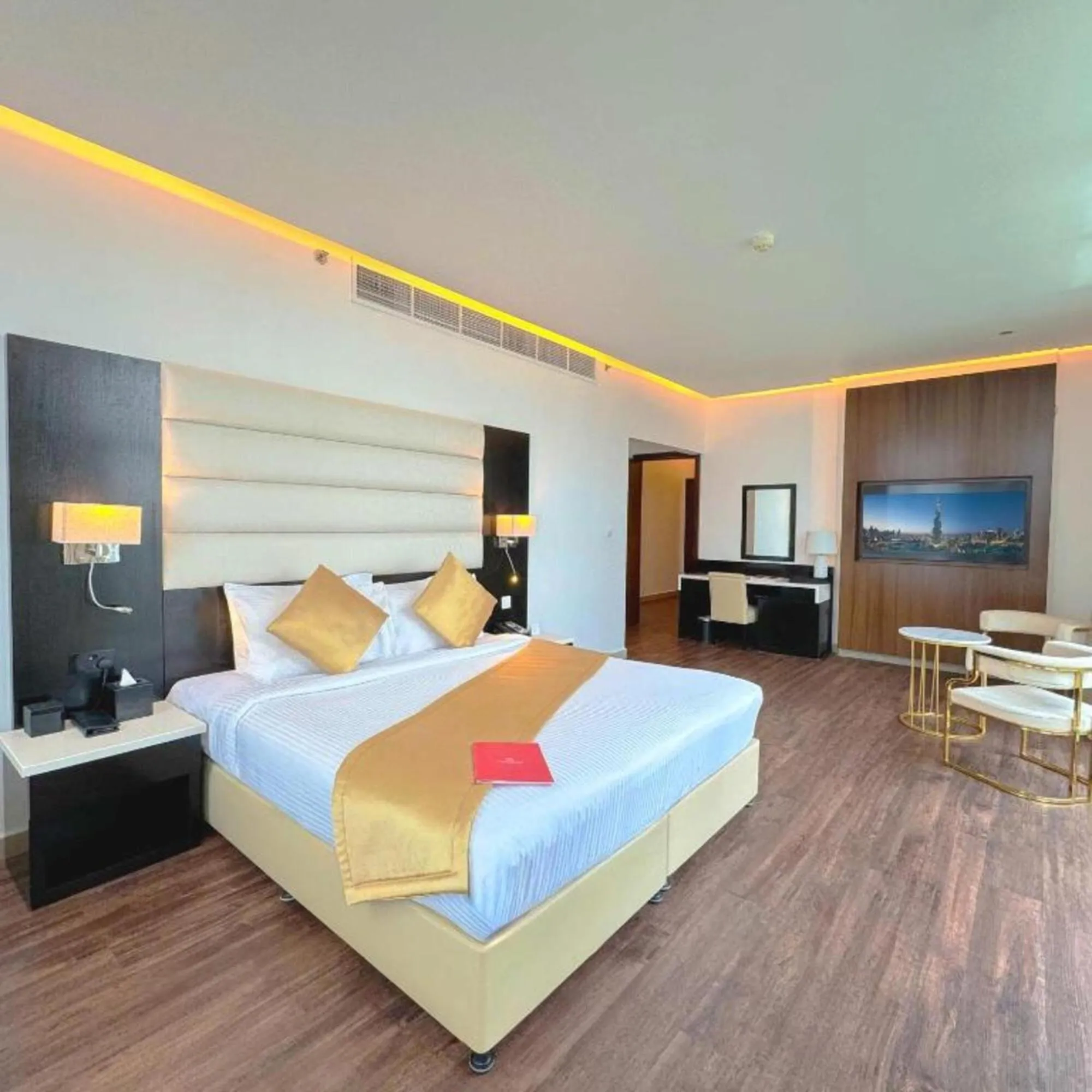 Photo of the whole room in Emirates Grand Hotel Opposite DIFC