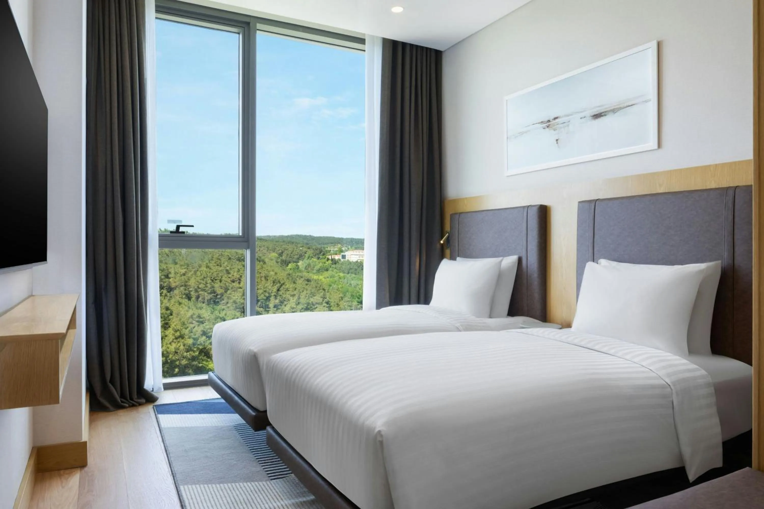 Bedroom, Bed in Marriott Executive Apartments Istanbul Investvadi