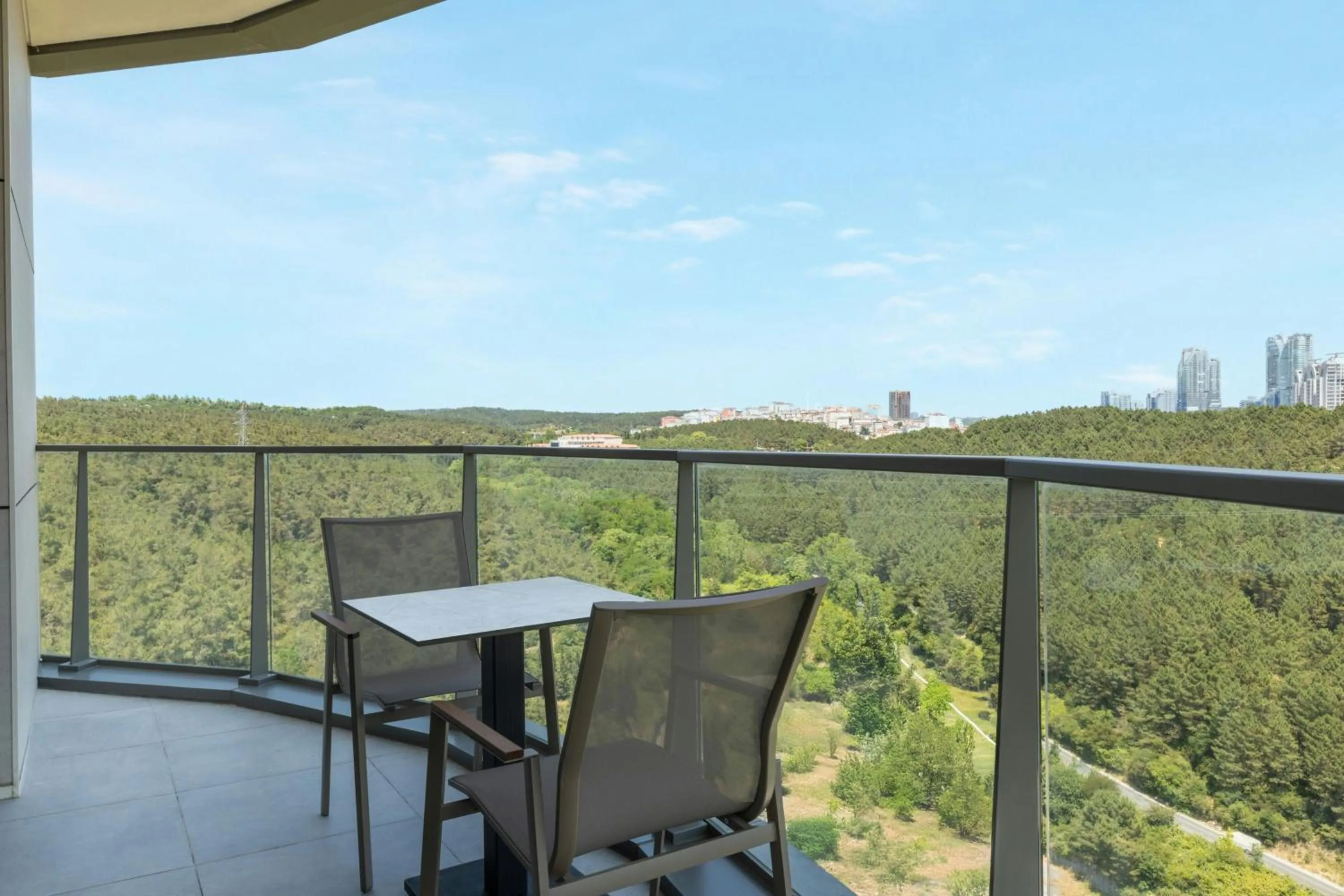 Bedroom in Marriott Executive Apartments Istanbul Investvadi