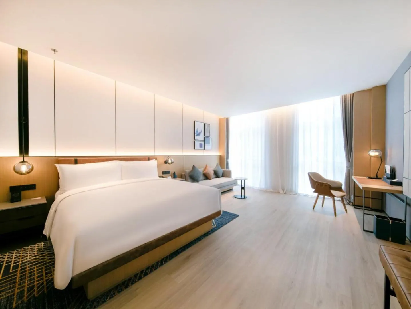 room service, Bed in Four Points by Sheraton Qingdao, Chengyang East