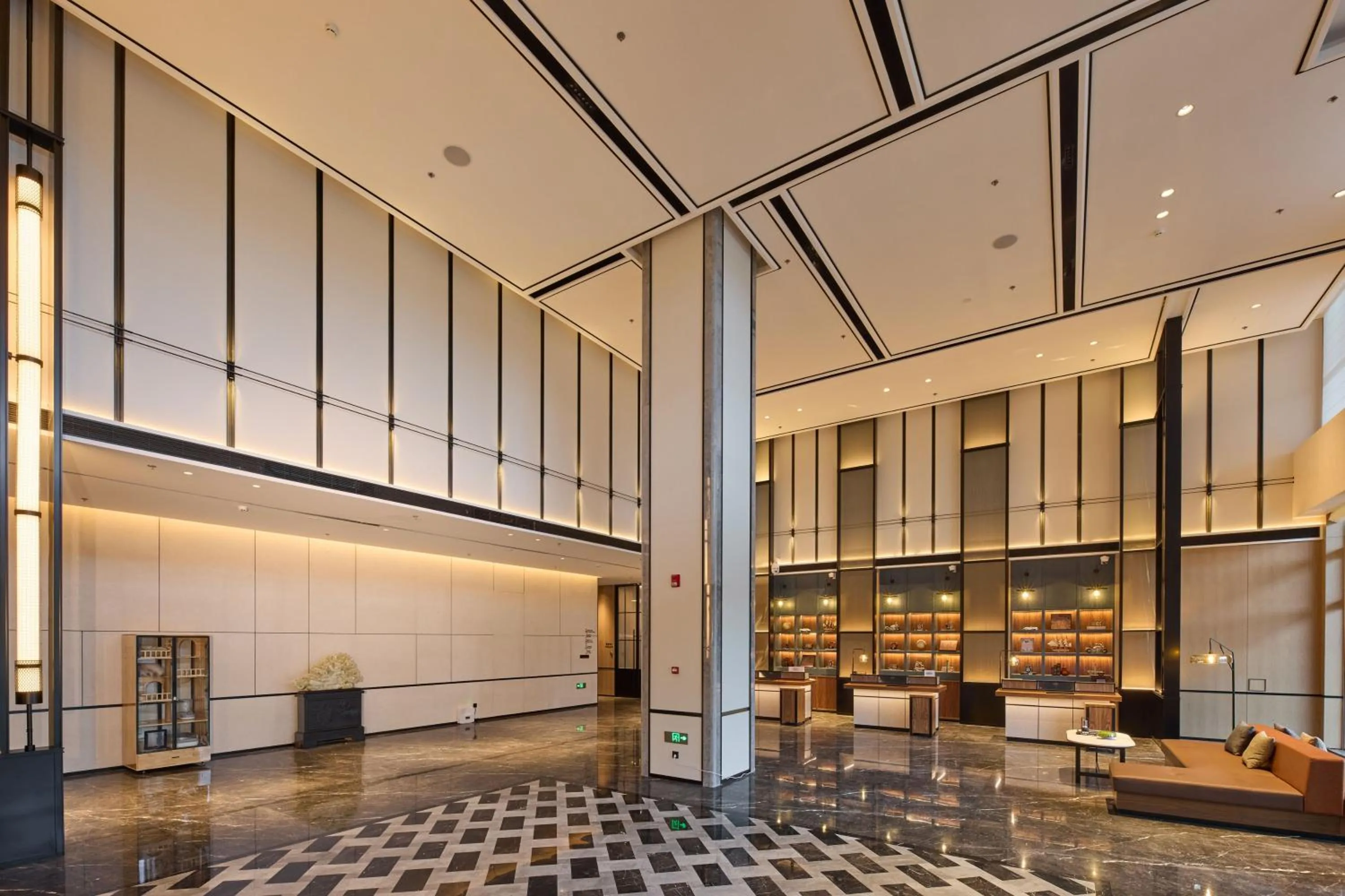 Lobby or reception in Four Points by Sheraton Qingdao, Chengyang East