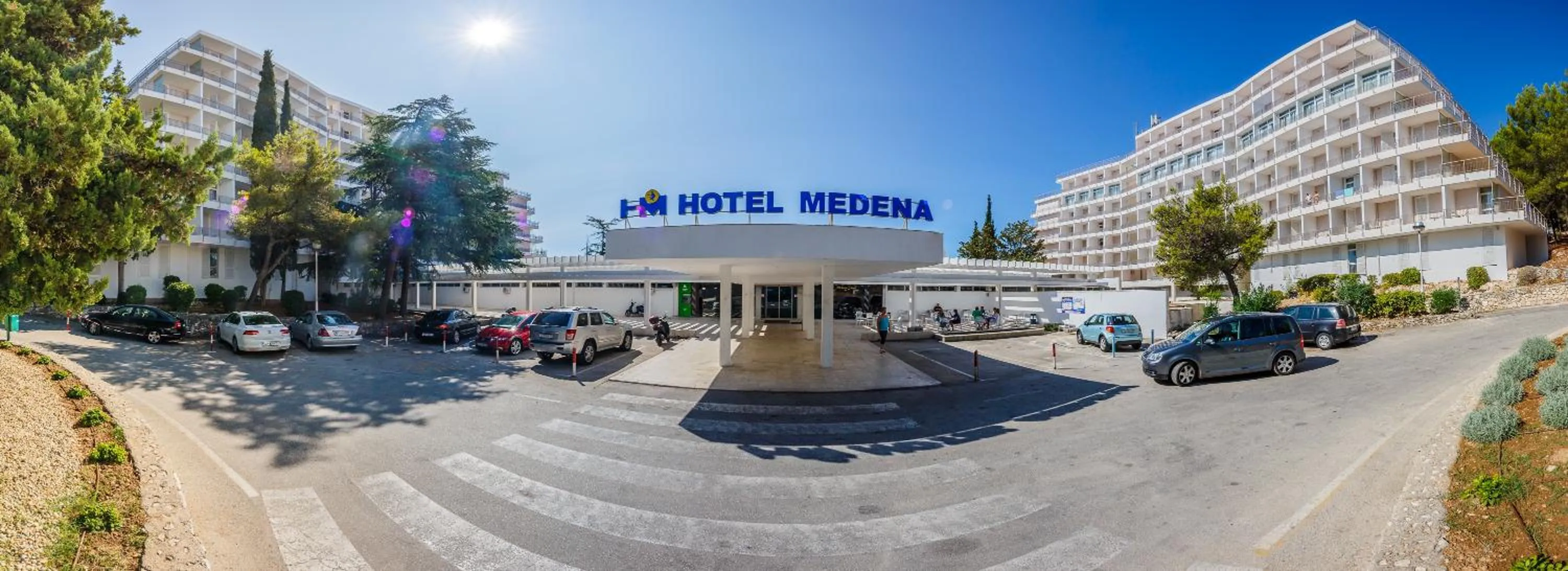 Facade/entrance in Hotel Medena Budget