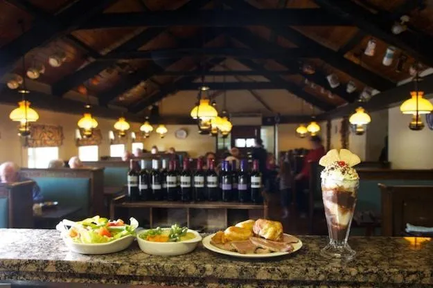 Restaurant/places to eat in Forge Motel & Firehouse Restaurant