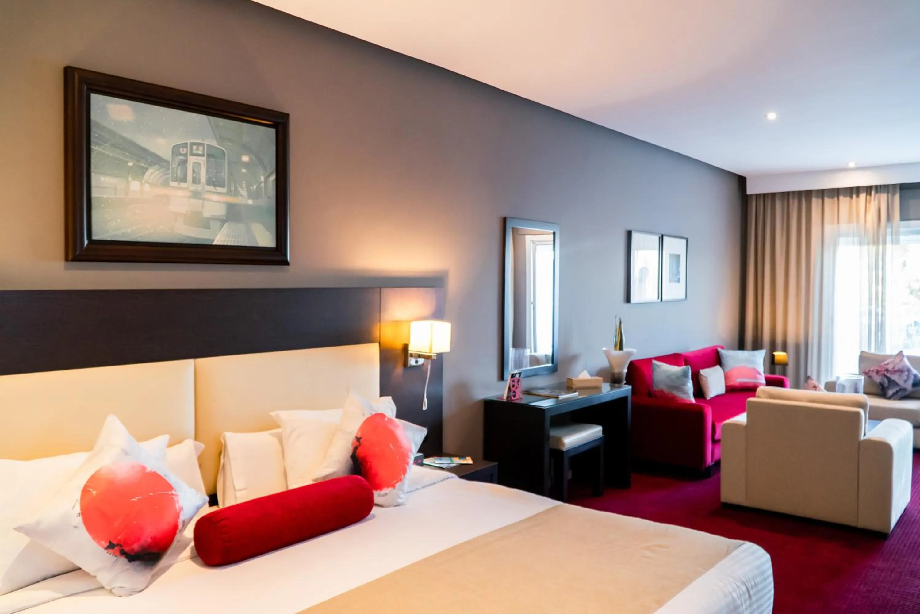 Communal lounge/ TV room, Bed in Hôtel Tamuda Beach